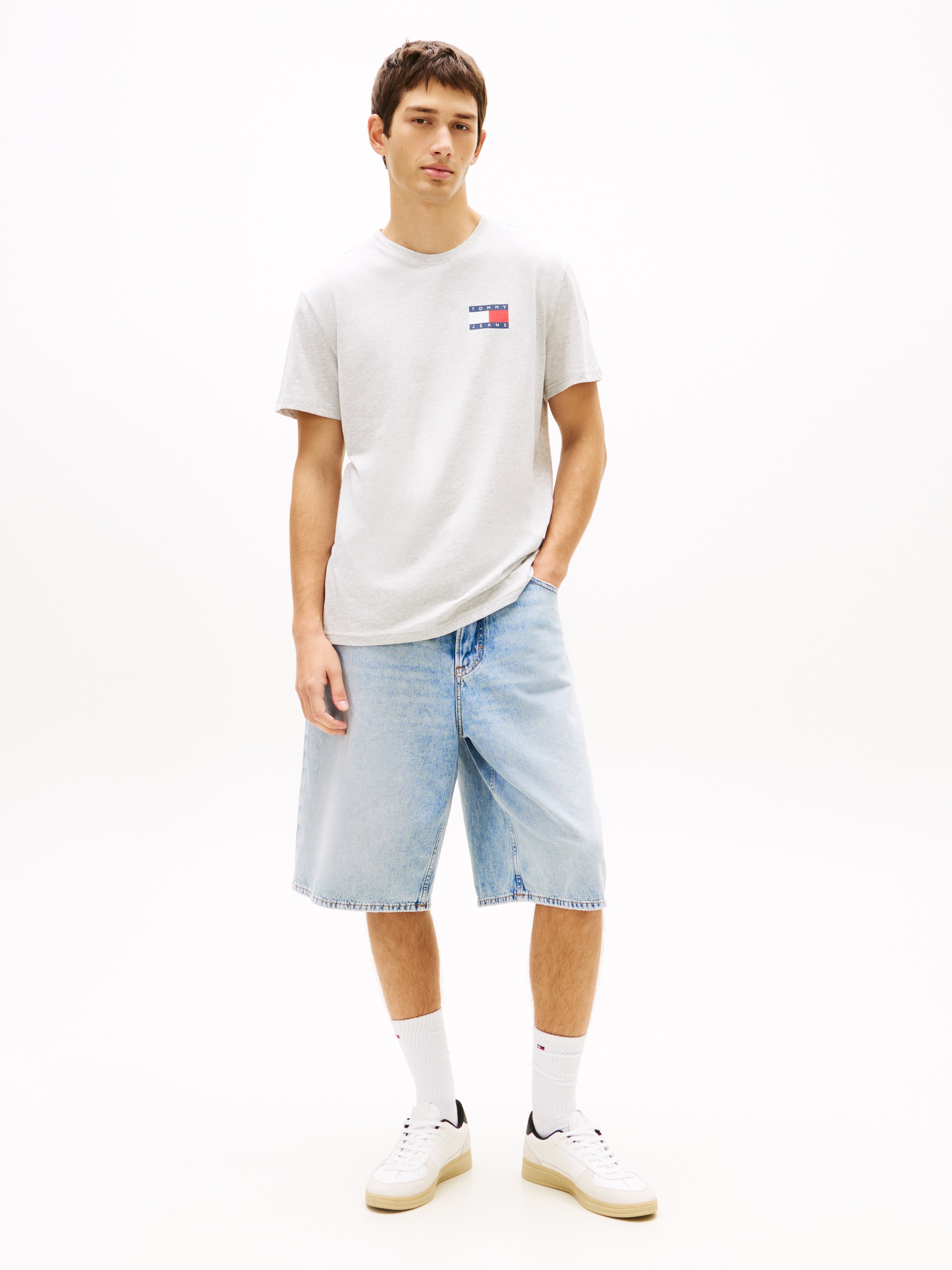 Thumbnail - Tommy Jeans T-Shirt "TJM SLIM FIT ESSENTIAL FLAG" Mit Rundhalsausschnitt