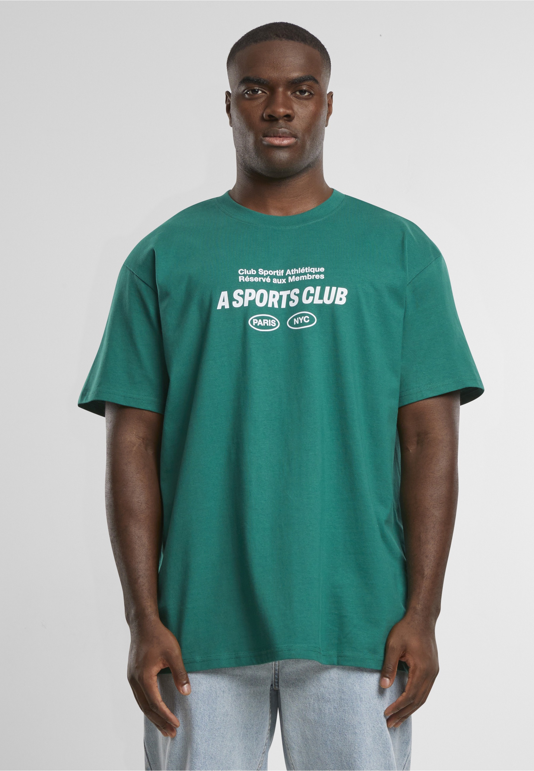 Upscale by Mister Tee T-Shirt »Upscale by Mister Tee A Sportsclub Oversize Tee« 1 Stk.