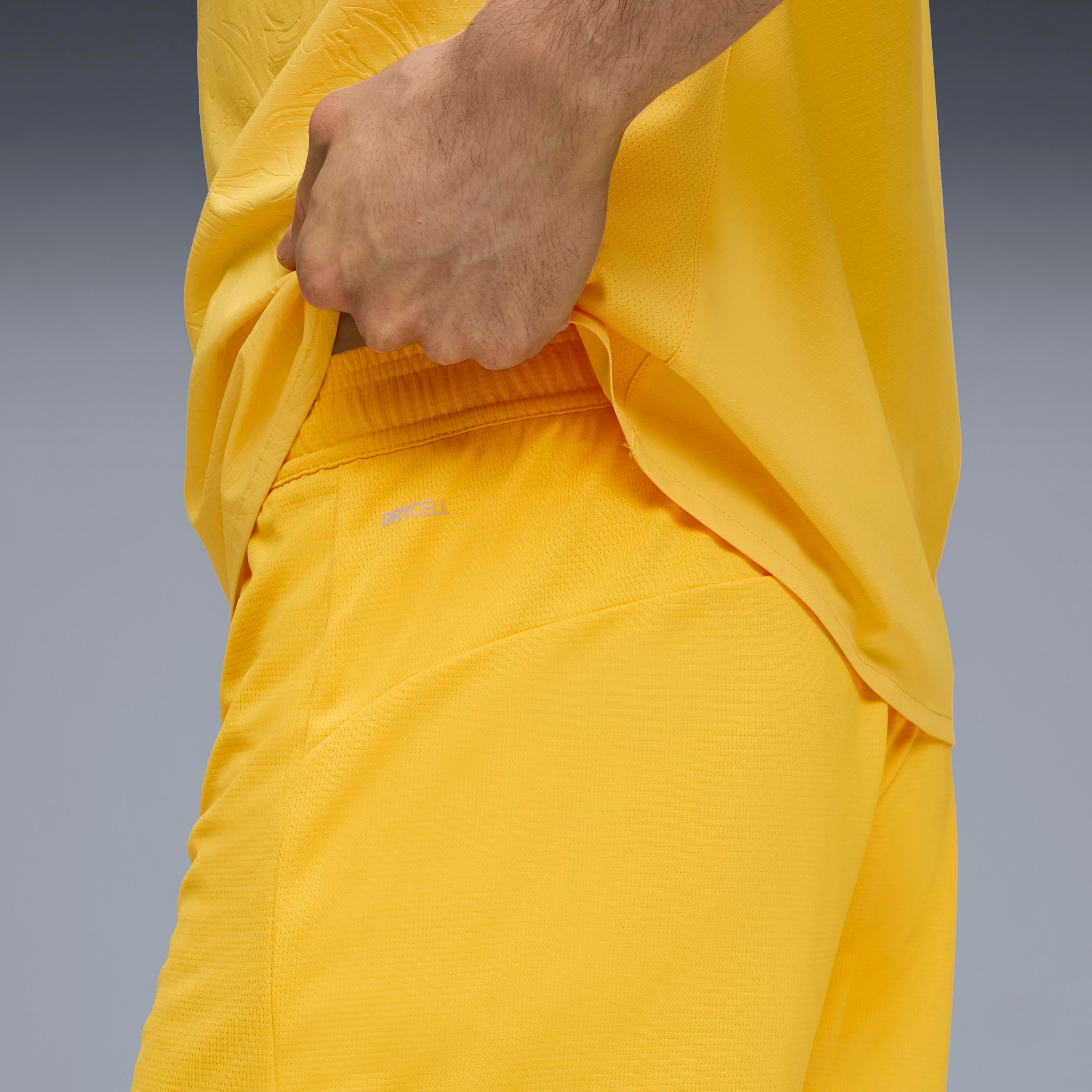 PUMA Trainingsshorts »BVB SHORTS REPLICA«  für Fußball, aus atmungsaktivem Material, mit DryCELL-Technologie