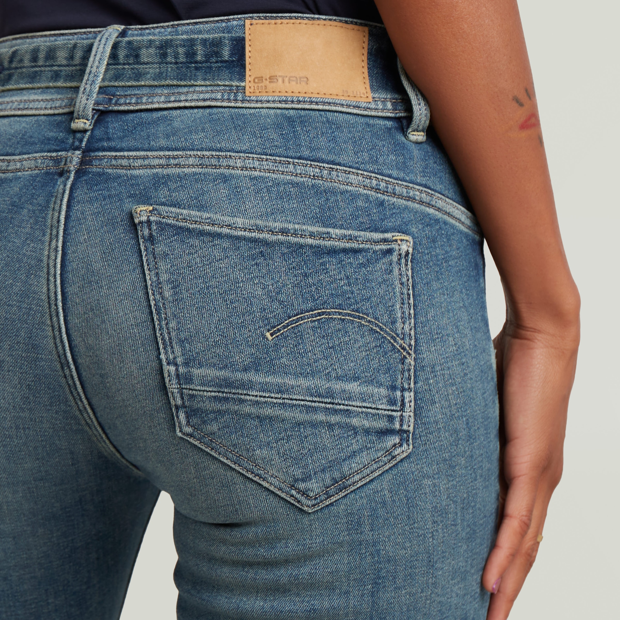 G-STAR »Midge« 5-Pocket-Design mit markanten Steppnähten