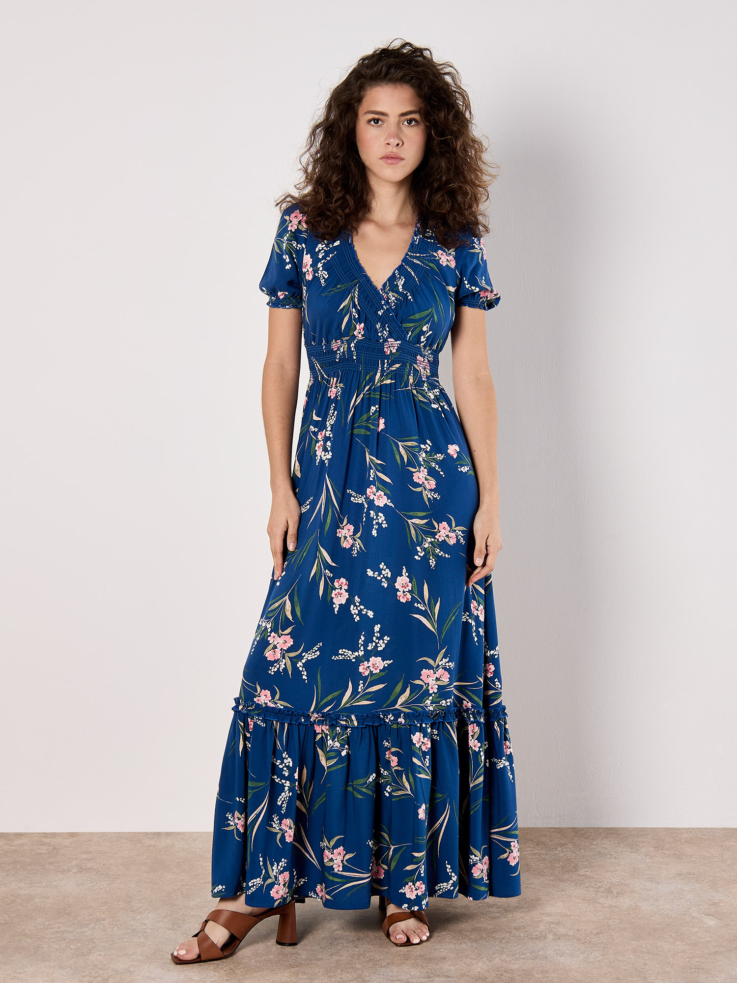 Apricot Druckkleid "Florales Maxikleid" mit gesmokter Taille