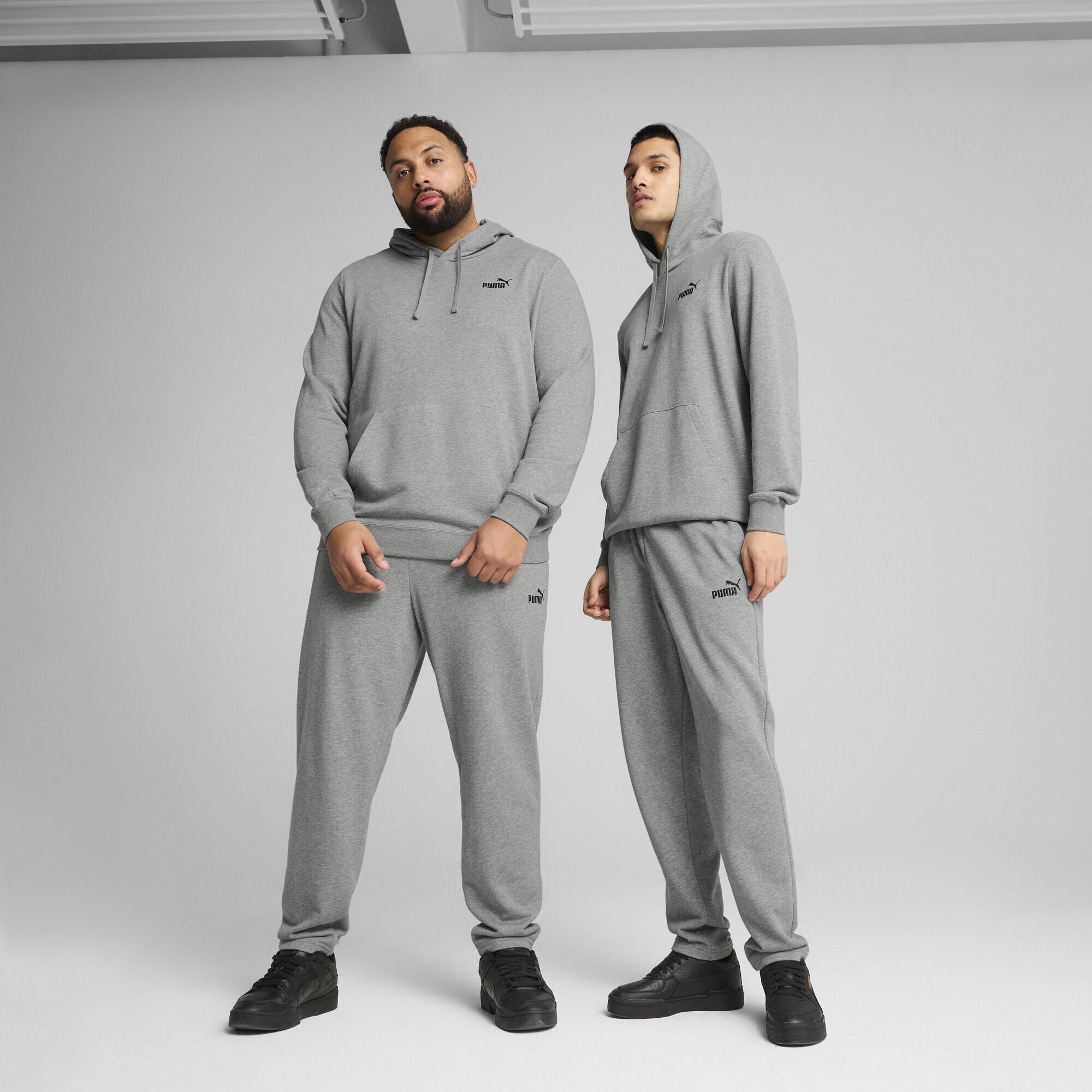 PUMA Sporthose »Essentials No. 1 Logo Jogginghose Herren«