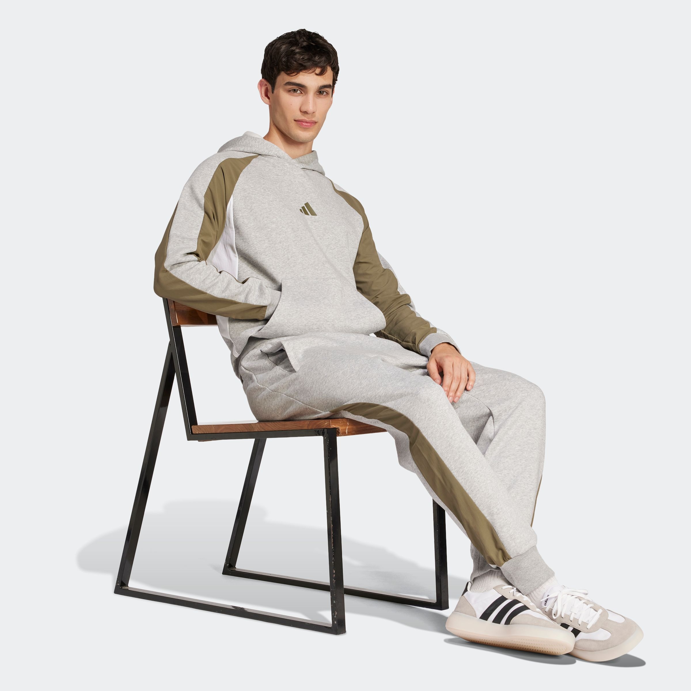 adidas Sportswear Kapuzensweatshirt »M ESS CB HD«