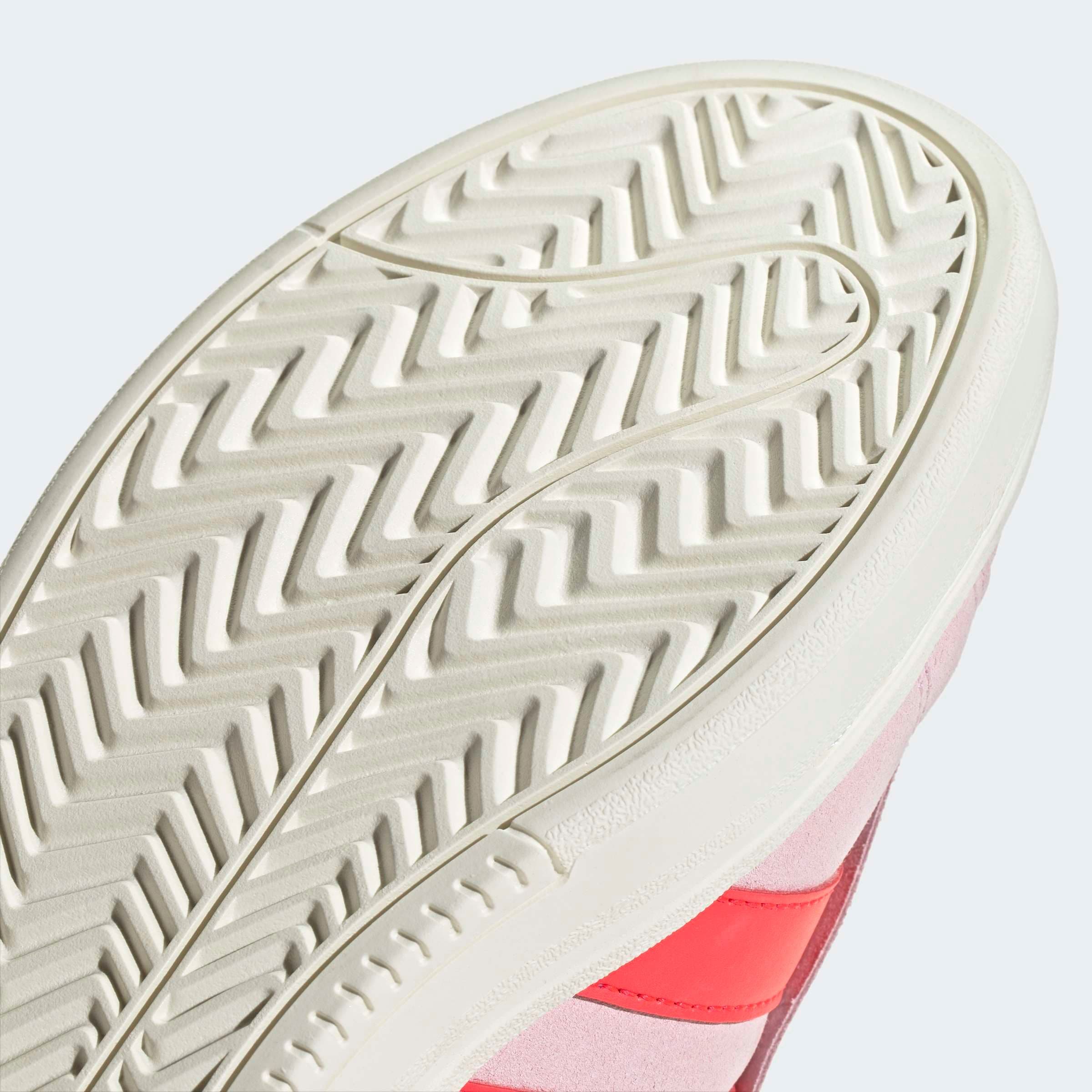 adidas Sportswear Sneaker »GRAND COURT ALPHA«  inspiriert vom Design des adidas campus 00