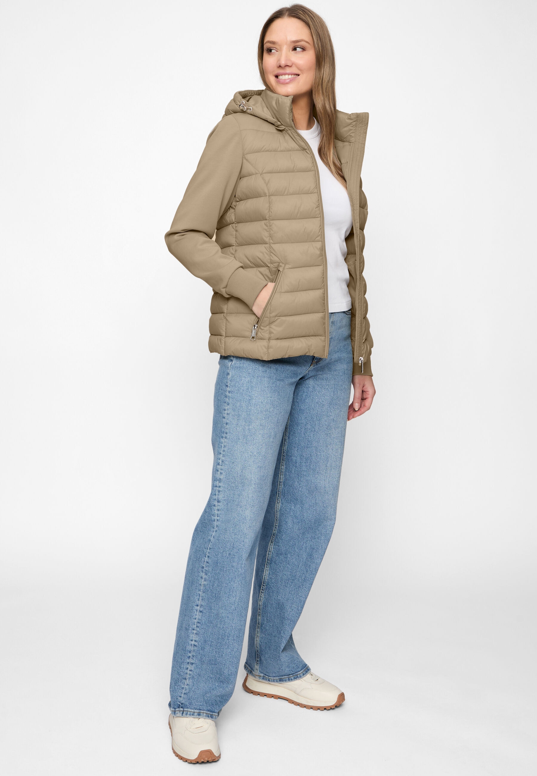 New View Steppjacke »Sophia« mit Kapuze mit weitenregulierbarer Kapuze