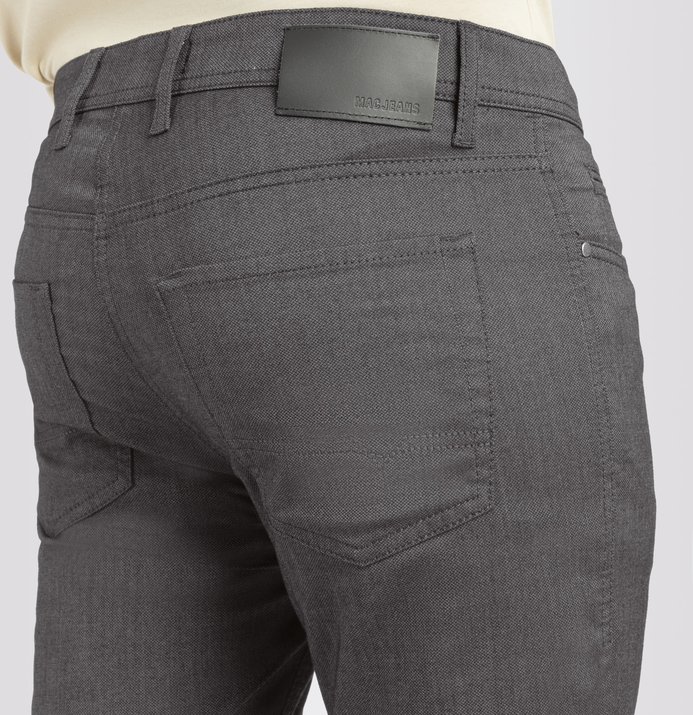 MAC Straight-Jeans »Arne«, in gepflegter Optik, mit Stretch