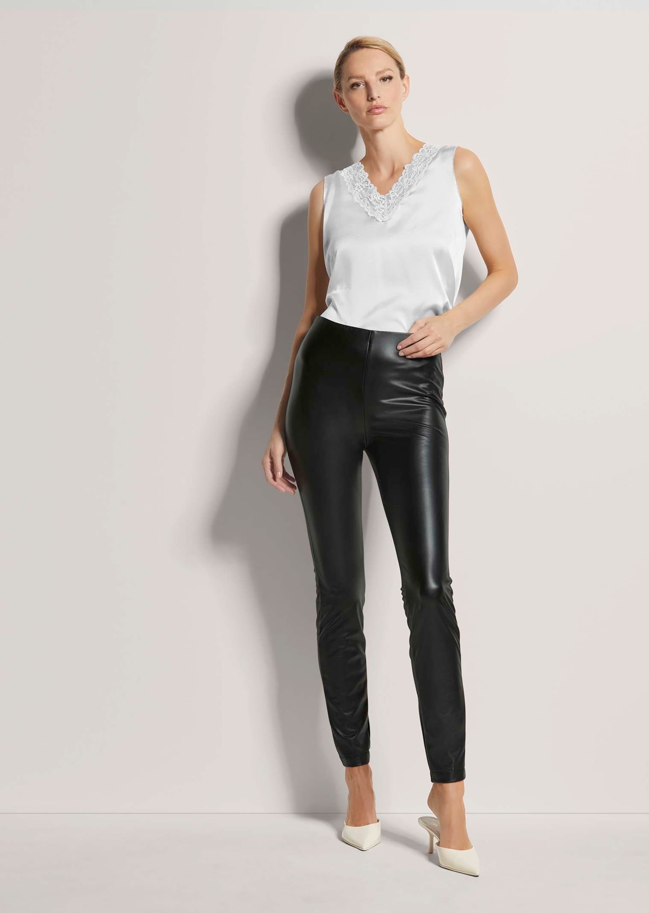 MADELEINE Leggings »Leggings Glanzvolle Stretch-Leggings in Leder-Optik«