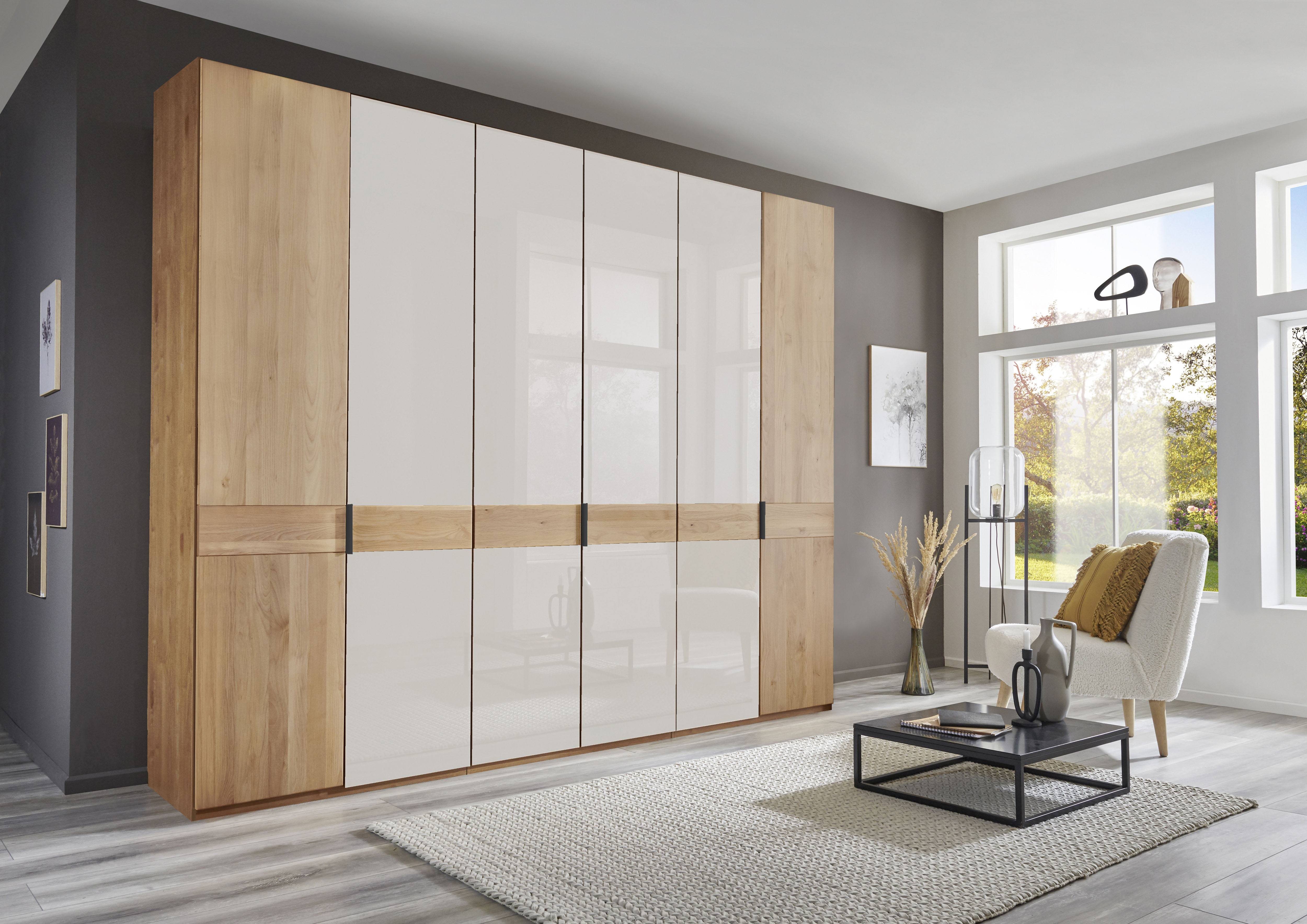 WIEMANN Kleiderschrank "Cardiff, Massivholztüren in Kombination mit Glas- oder Spiegeltüren" 4 Breiten, 2 Höhen 216/236cm auswählbar, hochwertiges Design in langlebiger Qualität, viel Stauraum