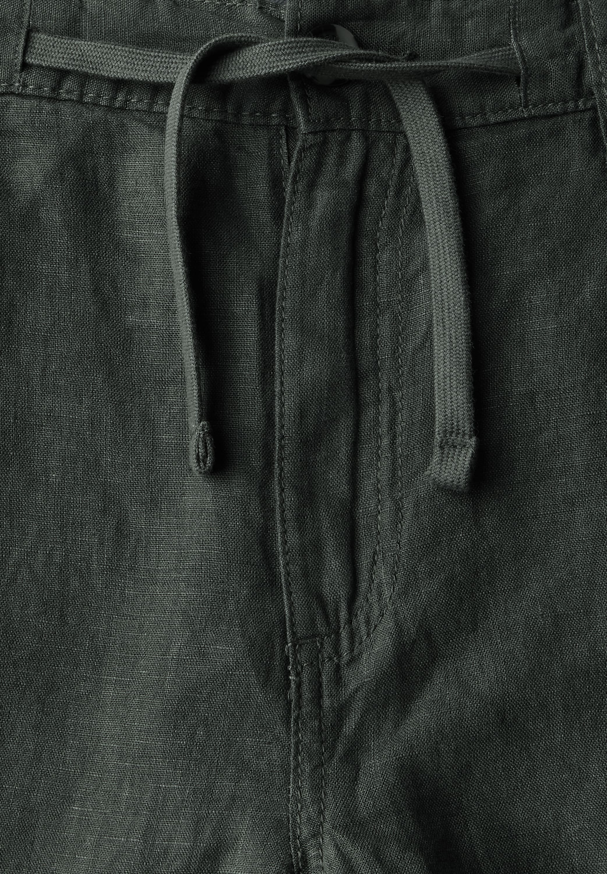 STREET ONE MEN Shorts, mit seitlichen Einschubtaschen