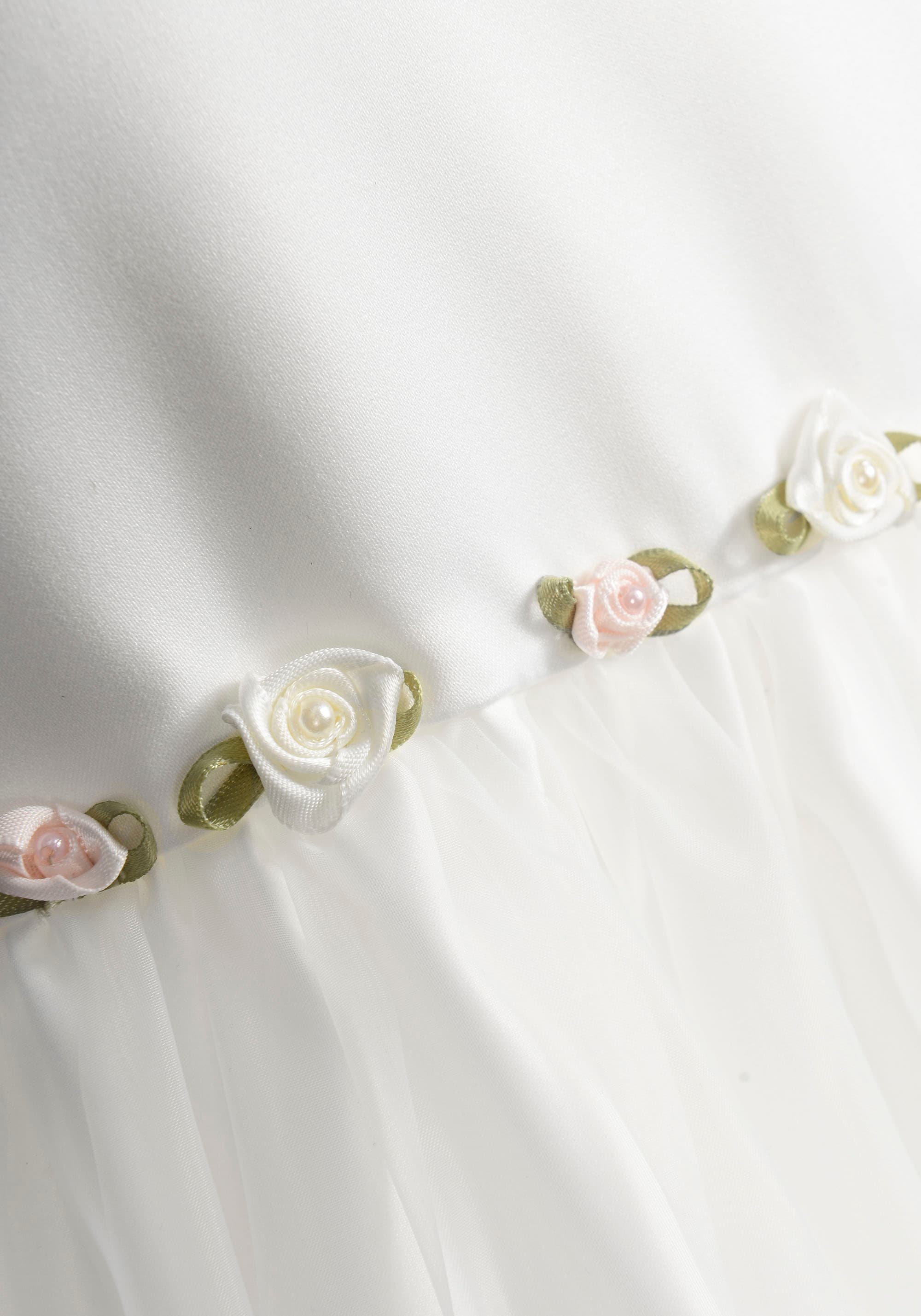 Thumbnail - happy girls Taufkleid "dress" mit süßer Blütenapplikation vorne an der Taillennaht