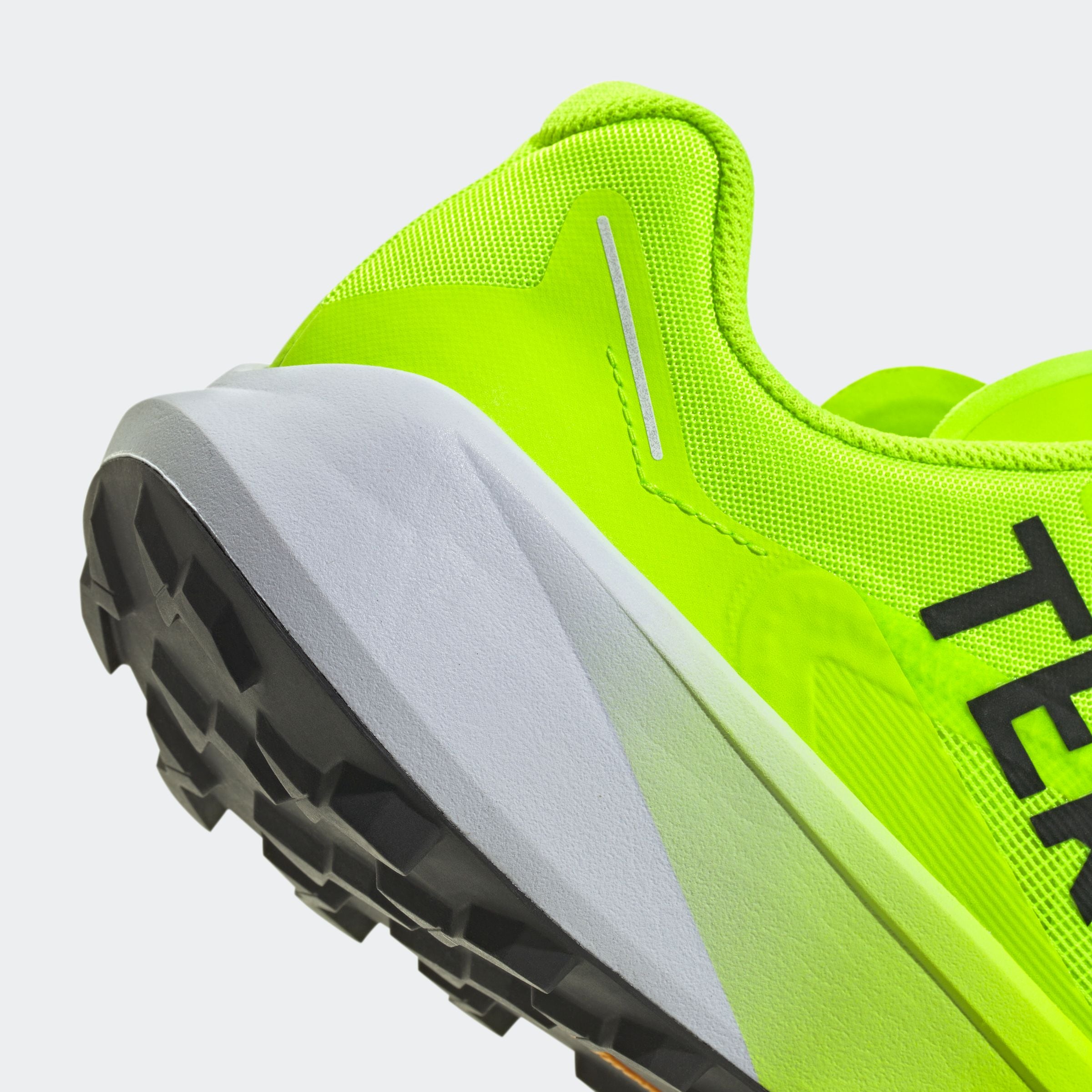 adidas TERREX Trailrunningschuh »TERREX AGRAVIC 3 TRAILRUNNING«