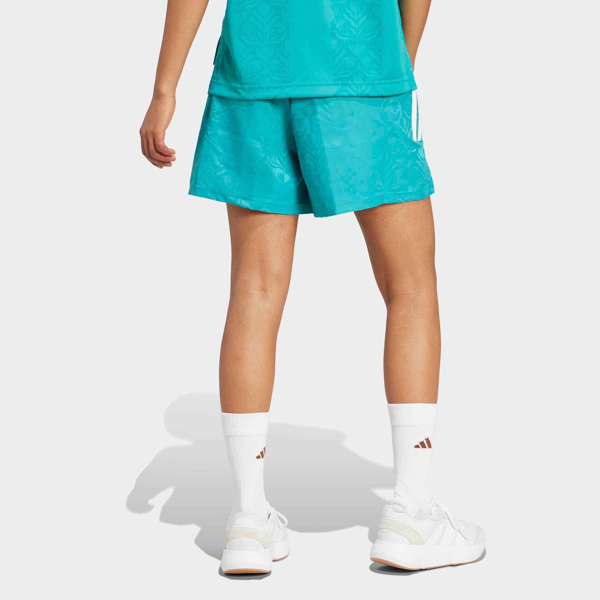 adidas Sportswear Shorts "TIRO X COMMON GOAL GEWEBTE" lockere Passform, mit günstig online kaufen