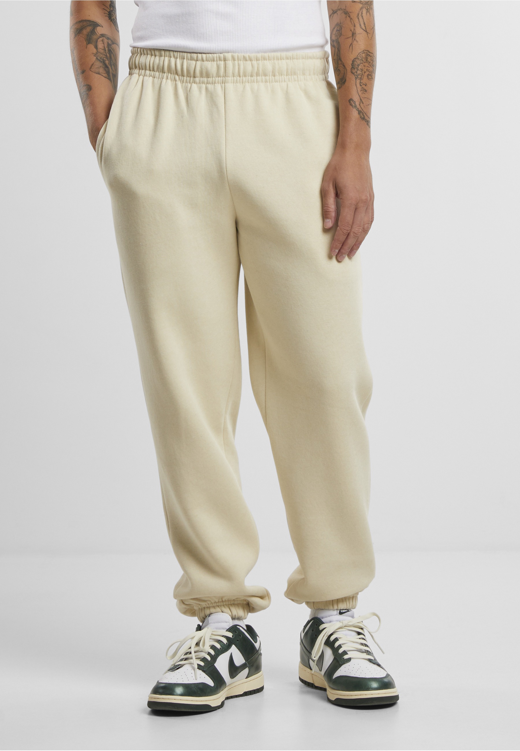 URBAN CLASSICS Jogginghose »Urban Classics Basic Essential Sweatpants«