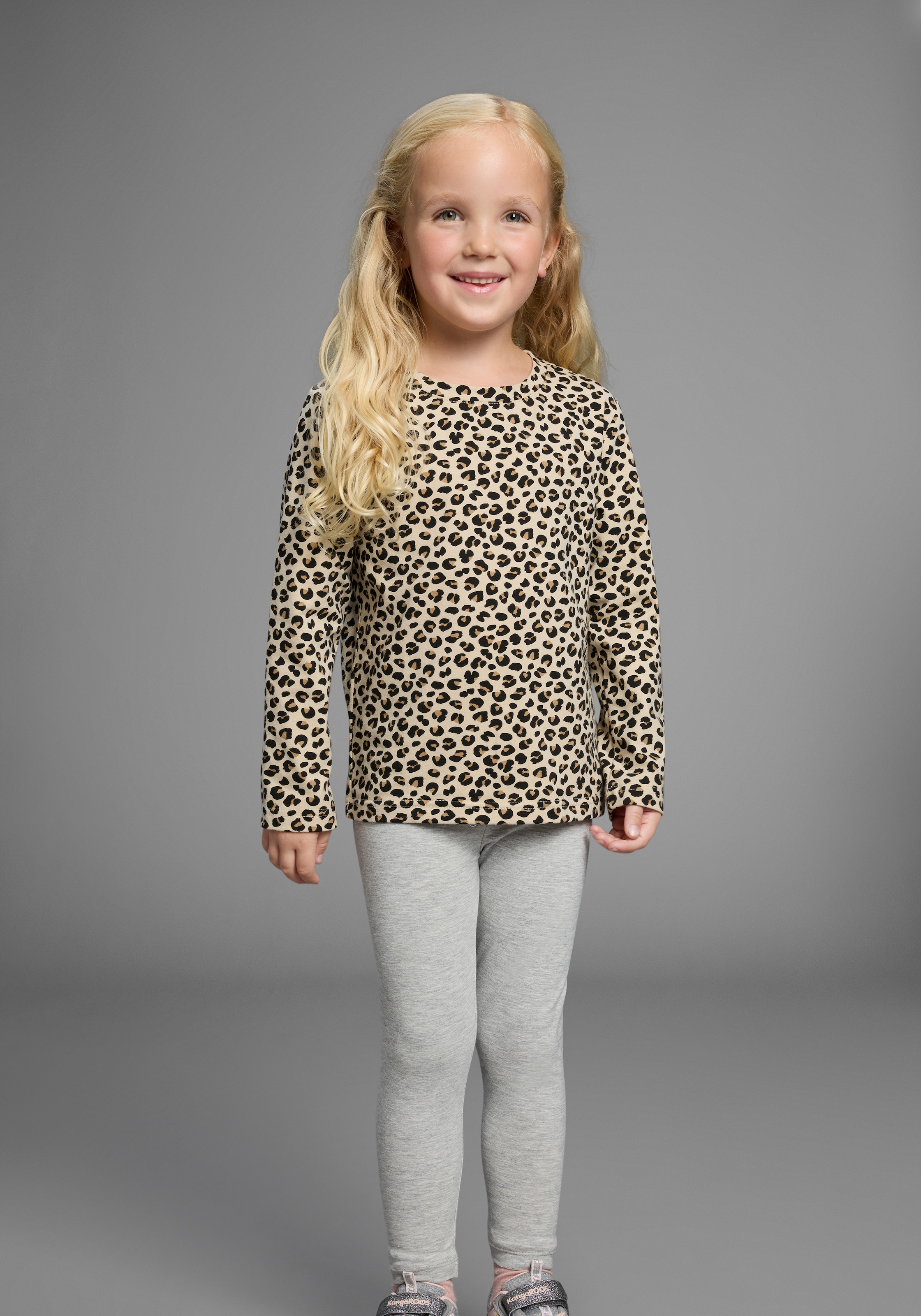 KIDSWORLD Langarmshirt »Shirt in Leo-Optik«, Modischer Animal-Print