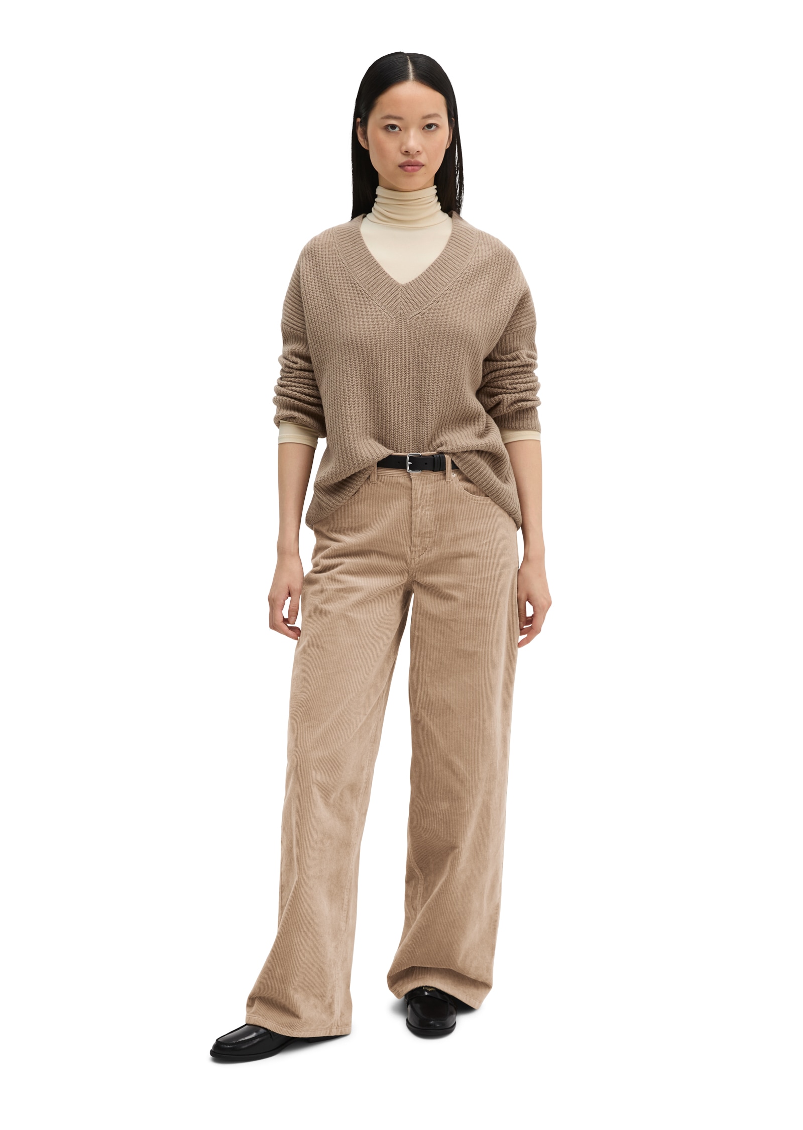 Marc O'Polo V-Ausschnitt-Pullover loose aus weichem Schurwolle-Mix