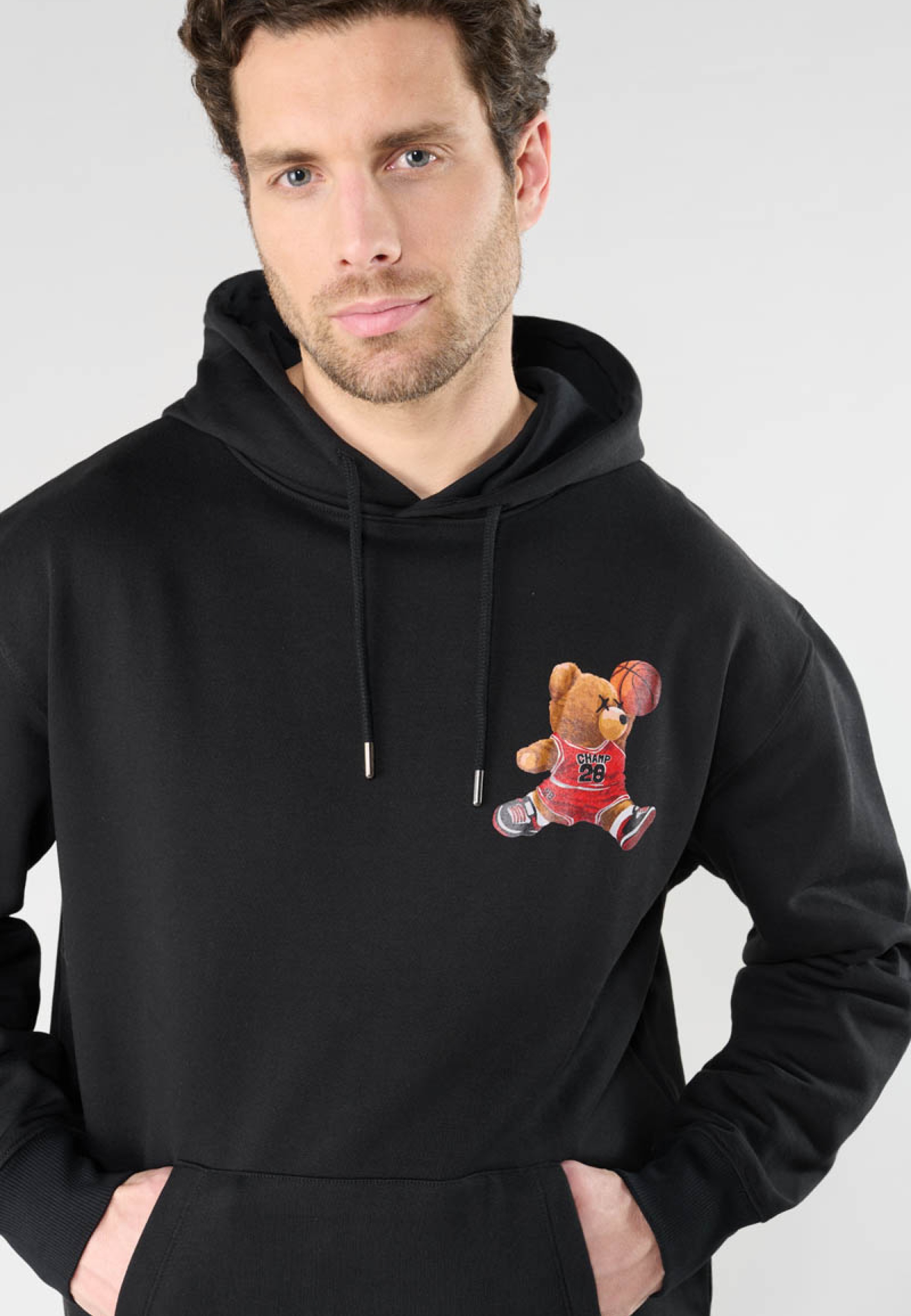 Le Temps Des Cerises Kapuzensweatshirt »LORO«, mit lässigen Bären-Prints