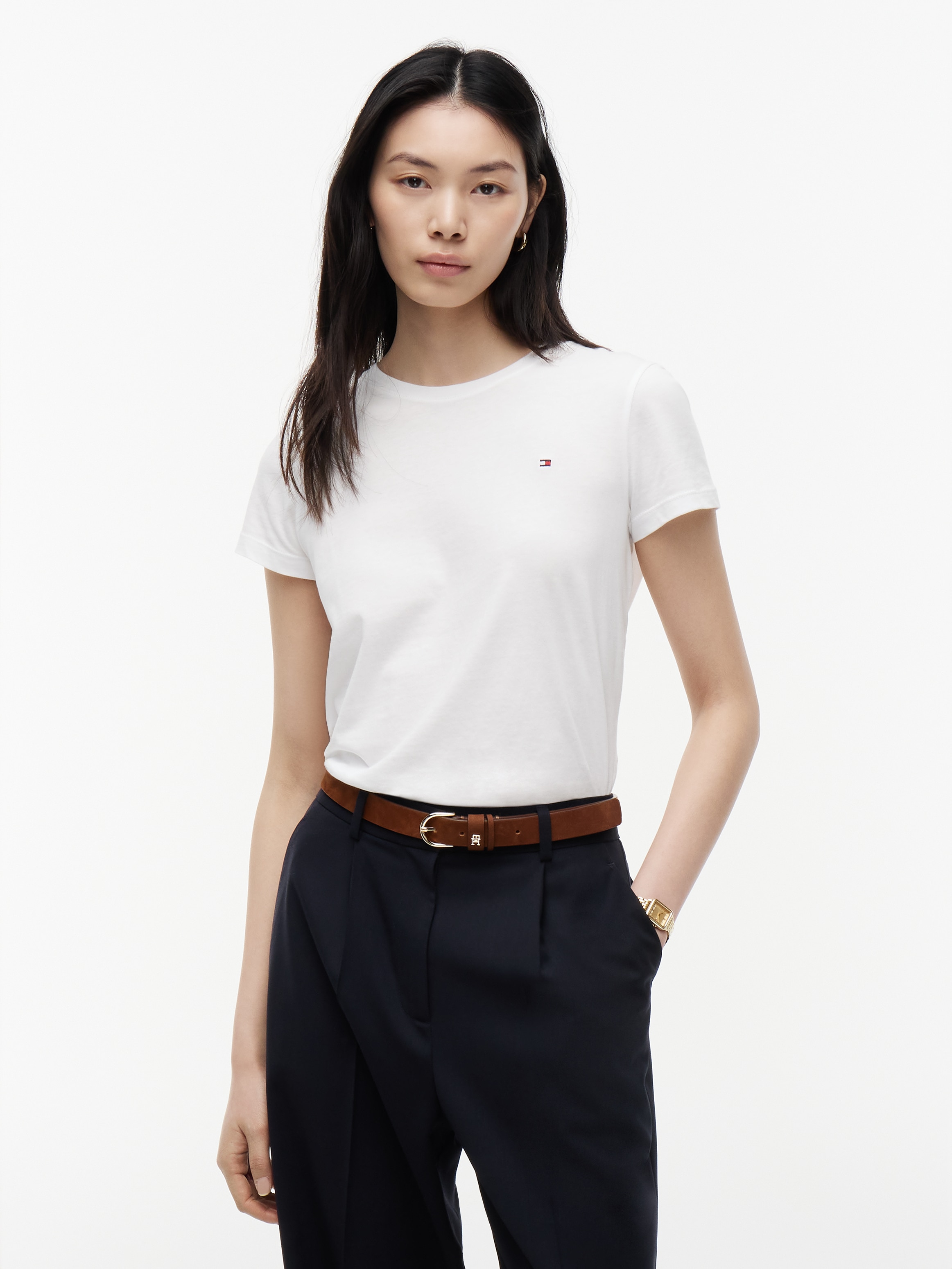 Tommy Hilfiger T-Shirt "HERITAGE CREW NECK TEE" mit Tommy Hilfiger Logo-Flag auf der Brust
