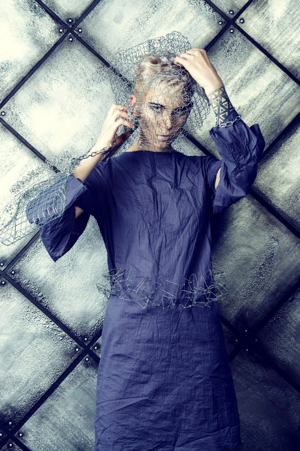 queence Acrylglasbild "Frau" Bilder von Frauen  Fashion  Frau  Kunst  Mode günstig online kaufen