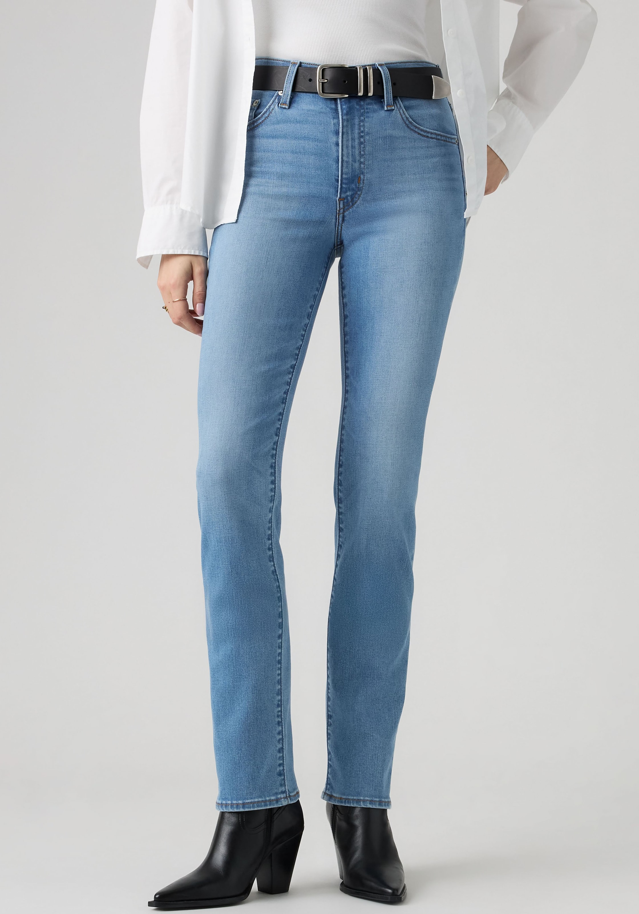 Levis Slim-fit-Jeans "722 HIGH RISE SLIM" mit Lyocell und Stretch