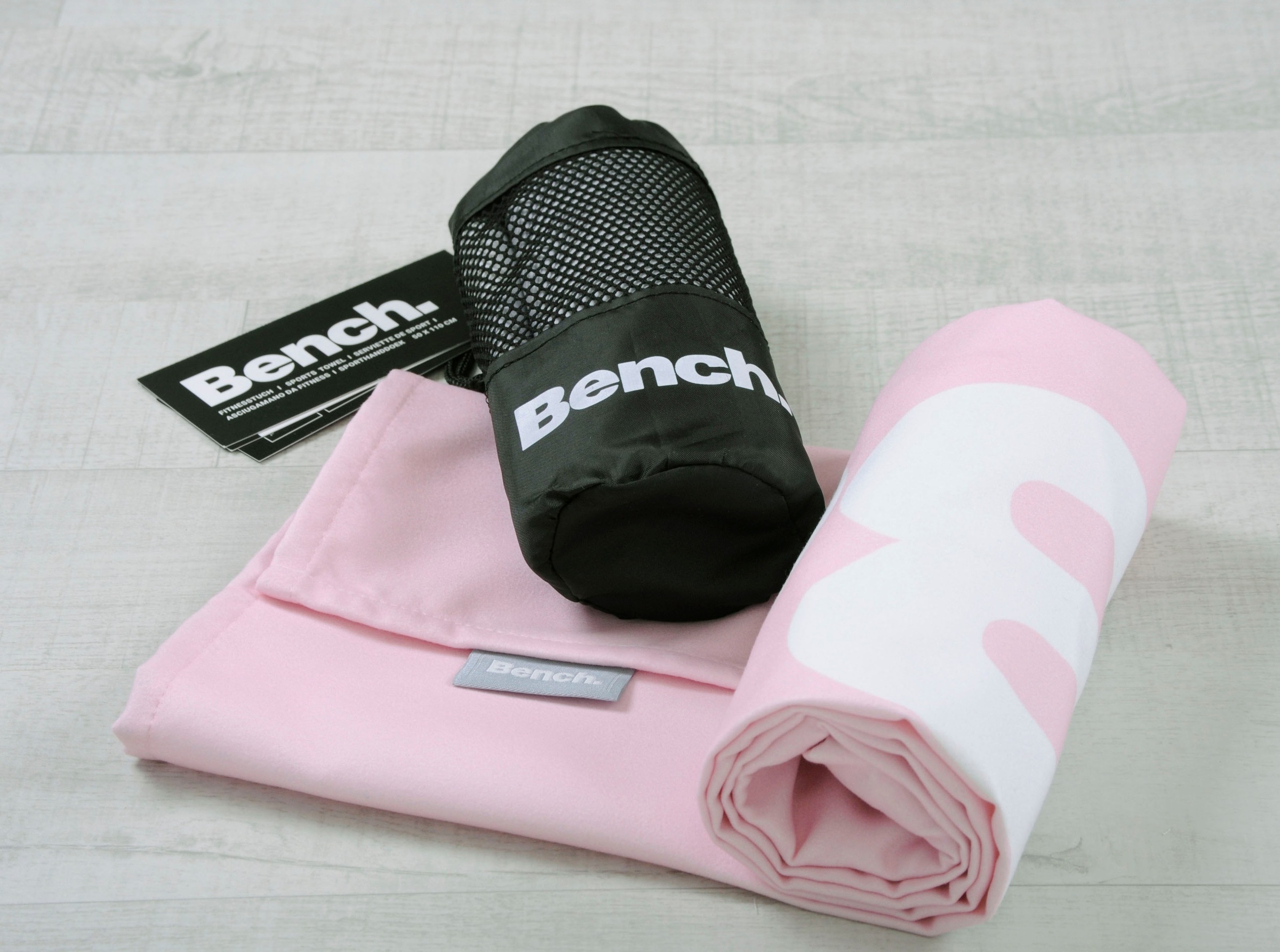 Bench. Sporthandtuch "Bench" Bench Fitnesstuch / Sports Towel mit Überschla günstig online kaufen