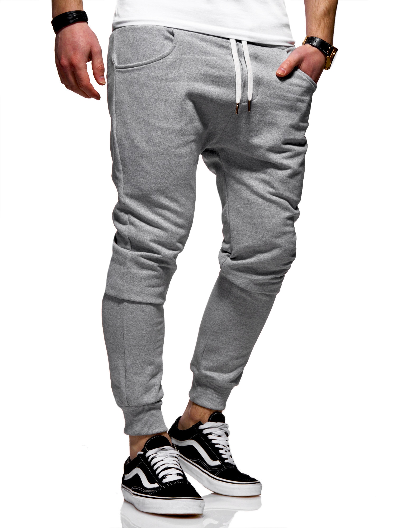 behype Sweathose »JOGGERY«, im modernen Slim Fit-Schnitt