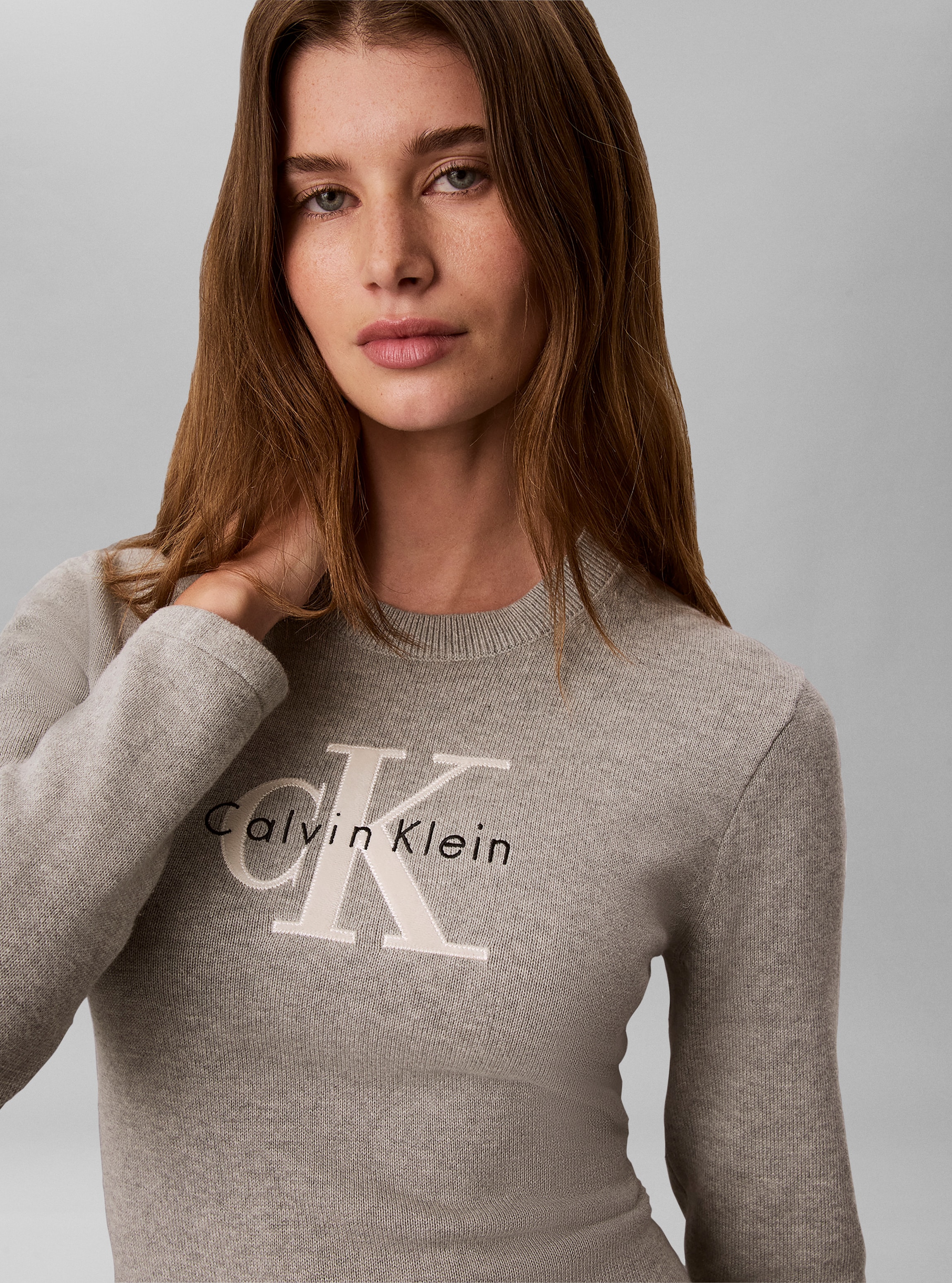 Calvin Klein Jeans Minikleid »LOGO MINIDRESS« Ohne Tasche Regular fit, Logoschriftzug