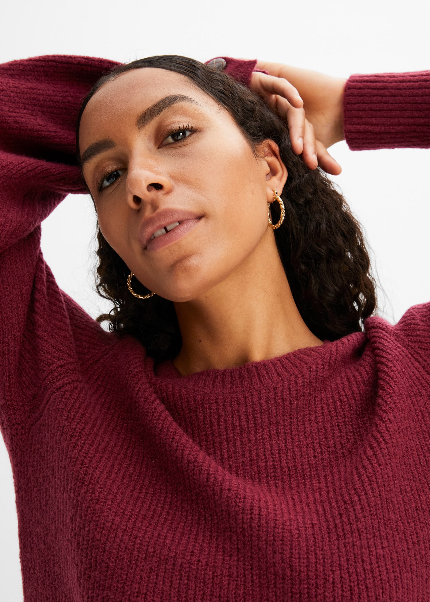 bonprix Longpullover »Longpullover mit Knöpfen« aus Polyacryl, Polyester und Elasthan, mit Rundhalsausschnitt