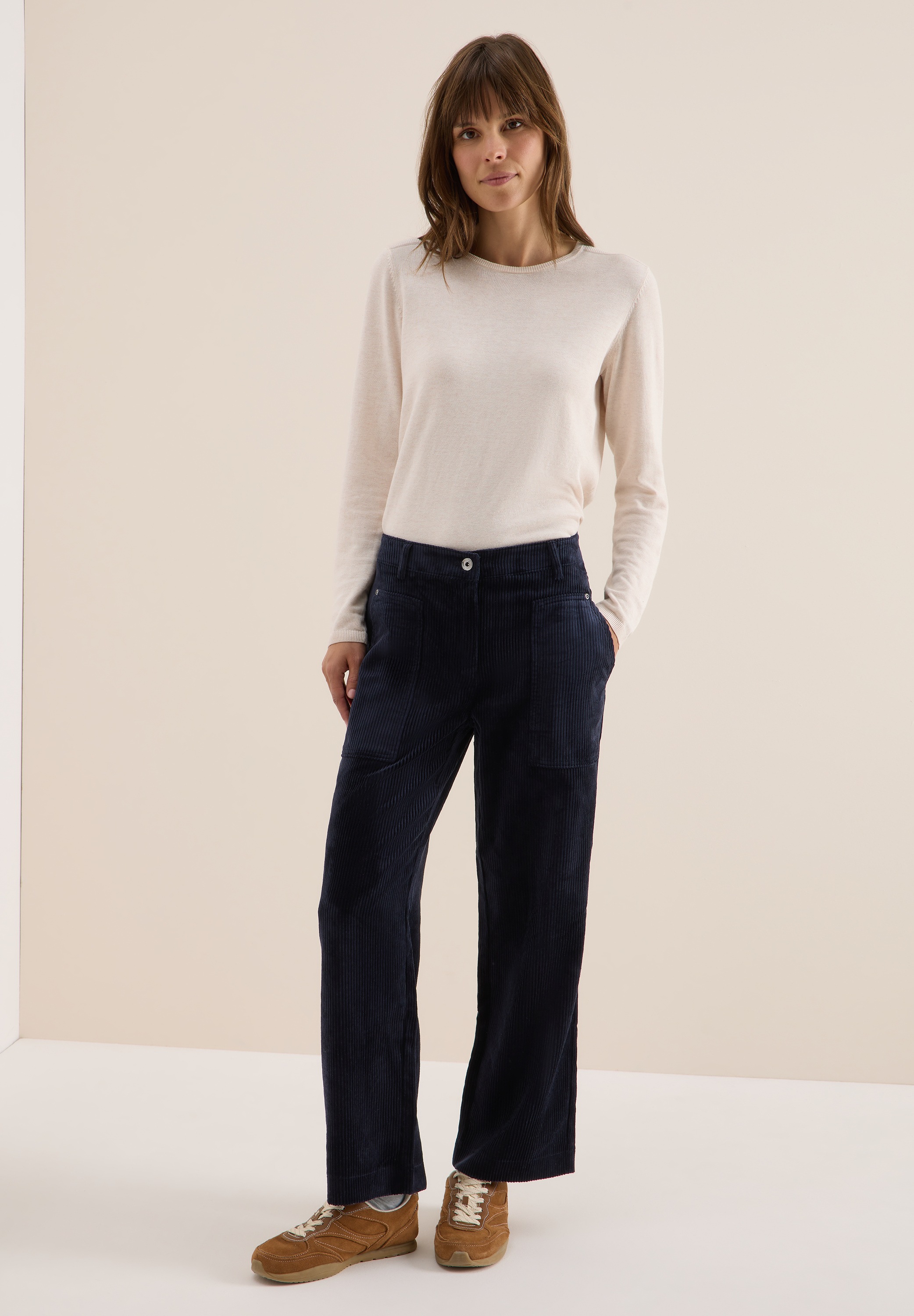 Cecil Cordhose, in Cord-Optik