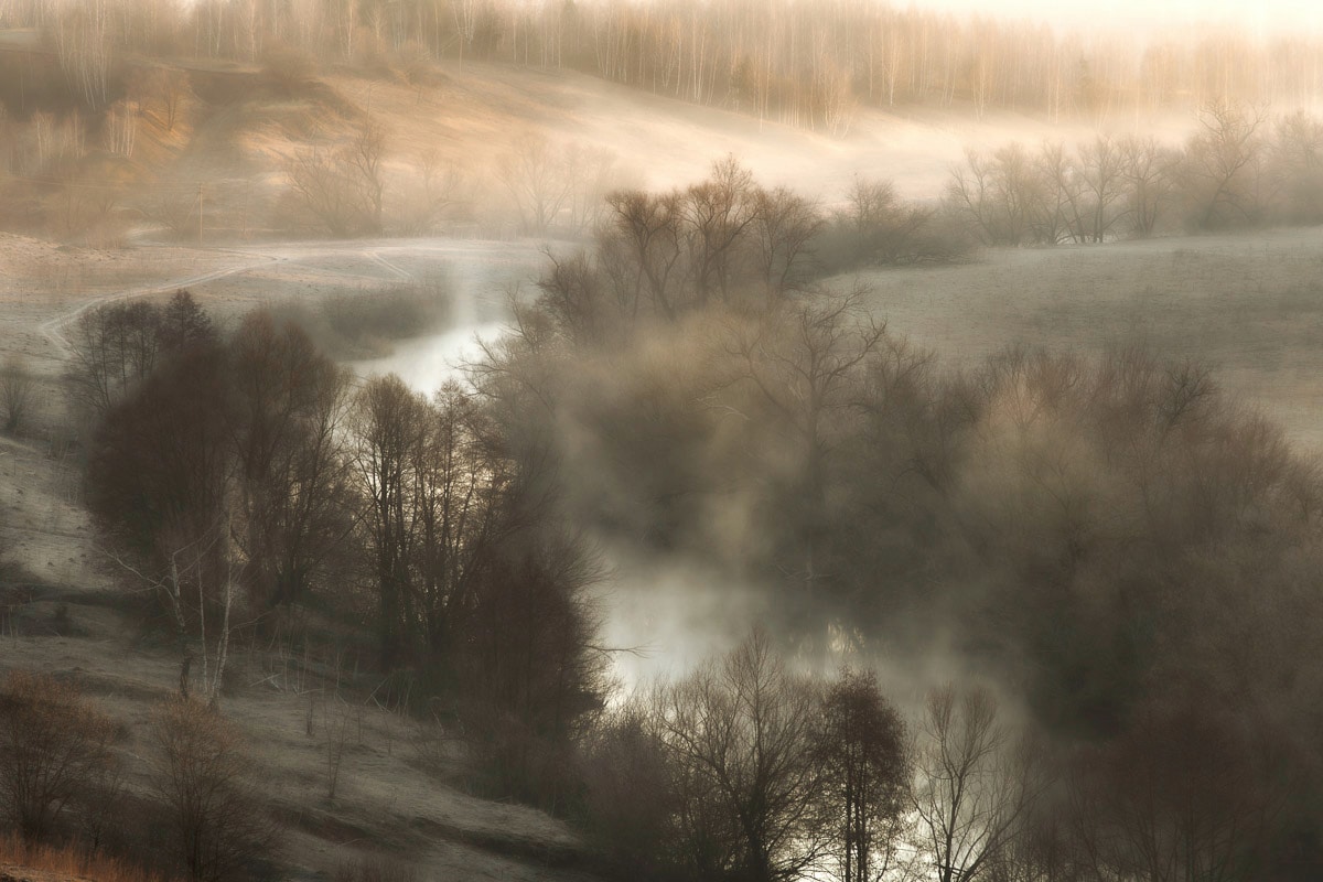 Papermoon Fototapete "Surreale Landschaft"
