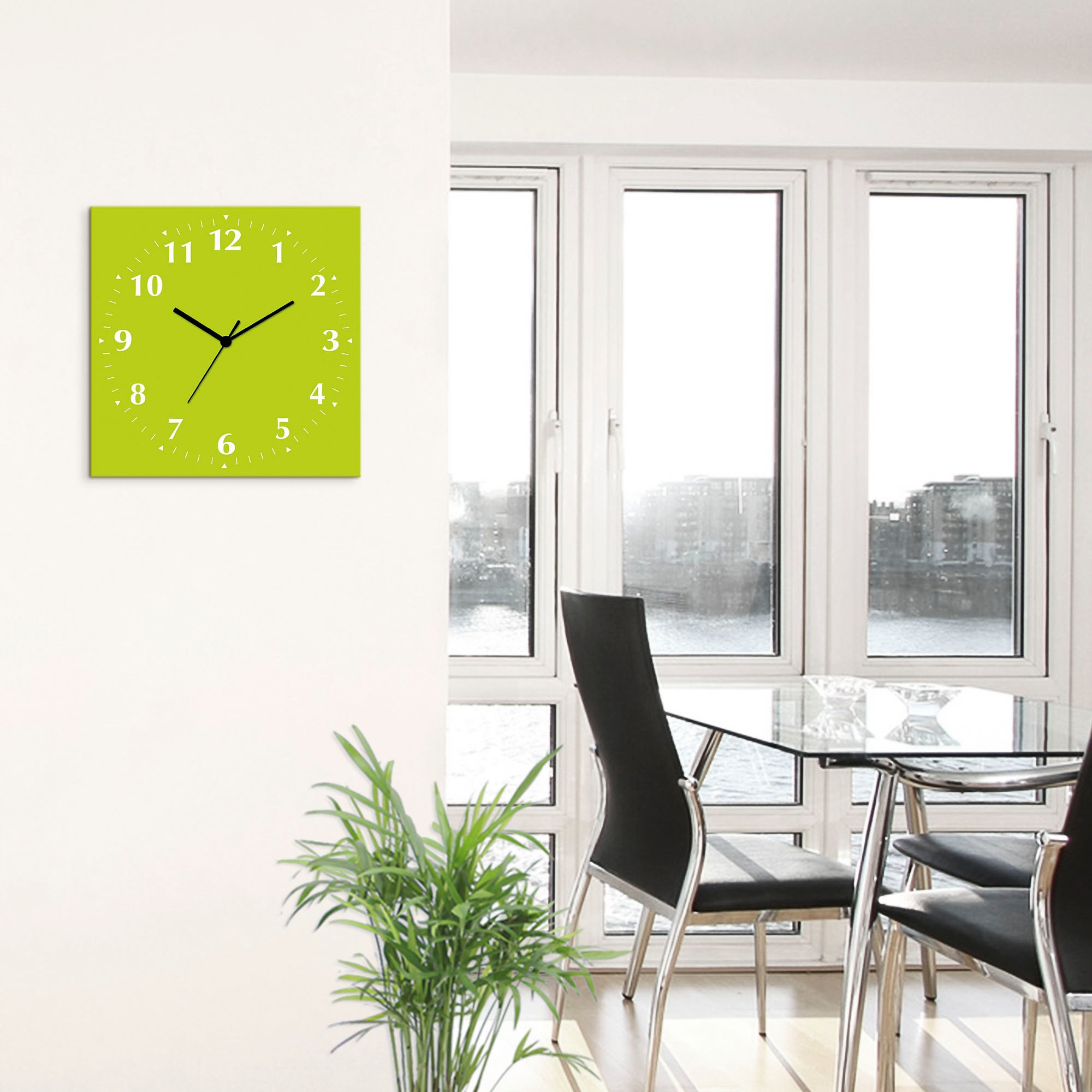 Wanduhr ARTLAND "Uni Trendfarben", grün (hellgrün), B:30cm H:30cm T:0,3cm, Wanduhren, Wanduhr, wahlweise mit Quarz- oder Funkuhrwerk, lautlos ohne Tickgeräusche 2