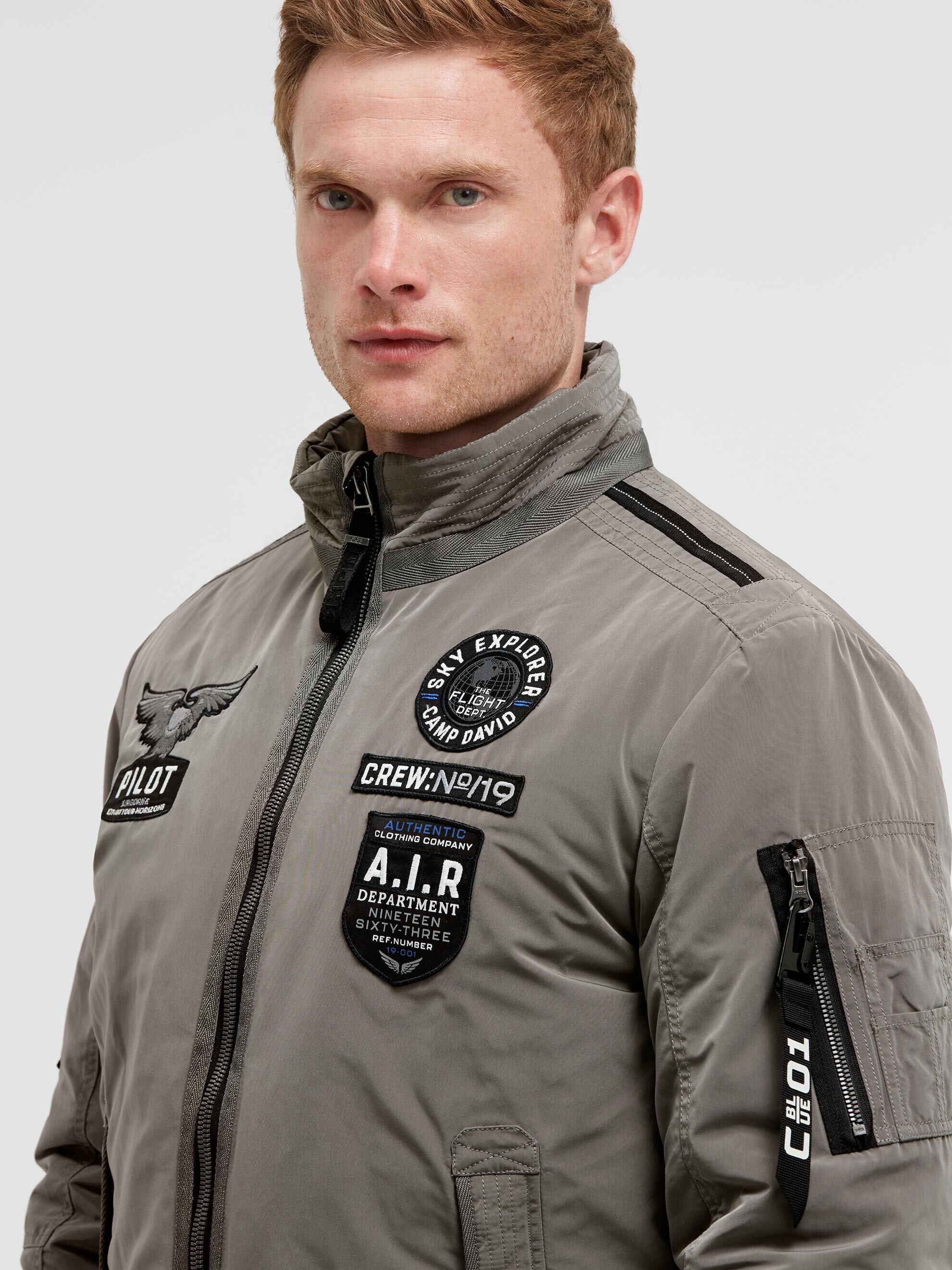 CAMP DAVID Winterjacke ohne Kapuze mit Ärmeltasche