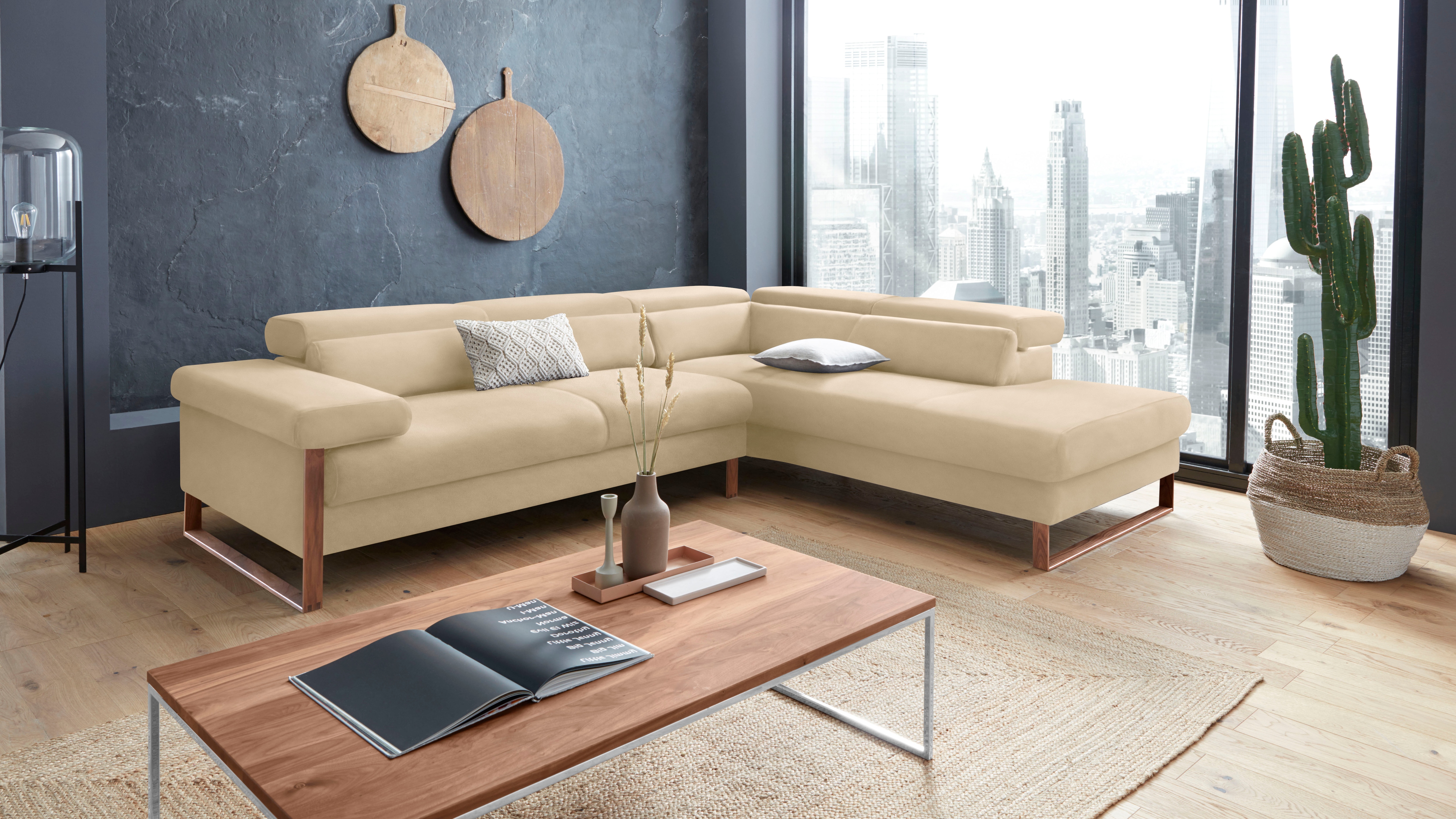 W.SCHILLIG Ecksofa "finn, Designsofa mit tollem Sitzkomfort, bequem, L-Form" German Design Award 2016, Fußgestell Nussbaum natur, Breite 281 cm