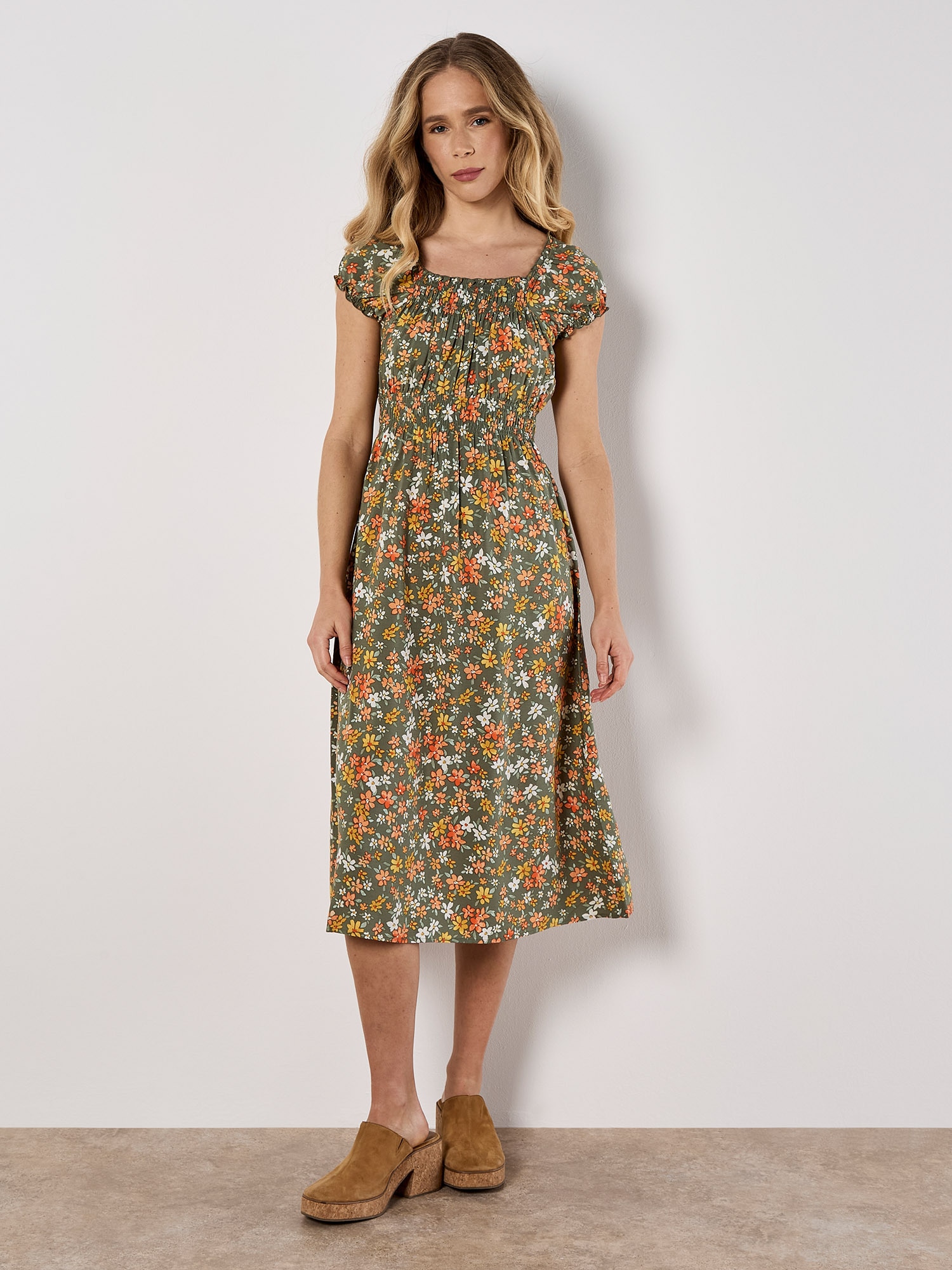 Apricot Midikleid »Midikleid« mit Smokdetails