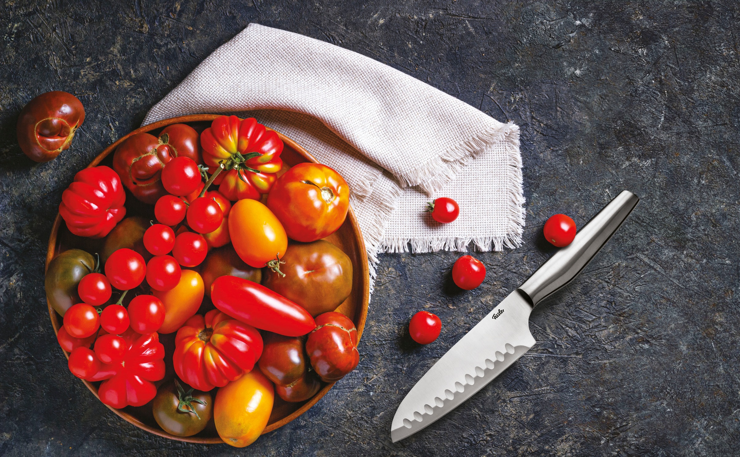 Thumbnail - Fissler Santokumesser "Essential" breite Klinge, Halbkropf, leicht gebogenes Klingenprofil, Kullen