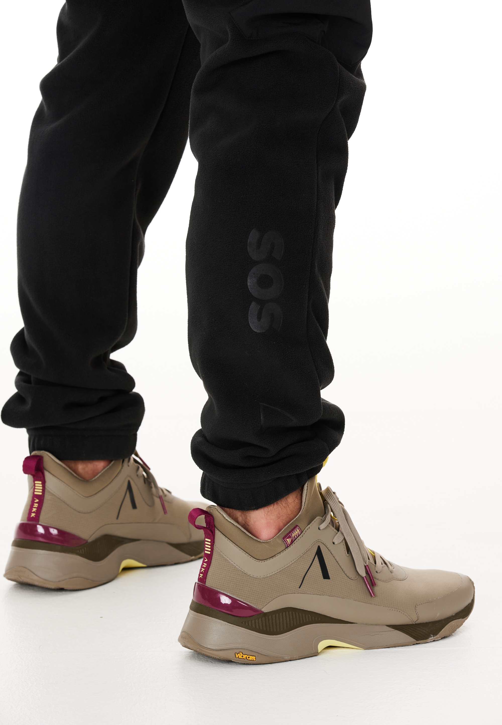 SOS Sweathose »Laax«, aus recyceltem Polyester