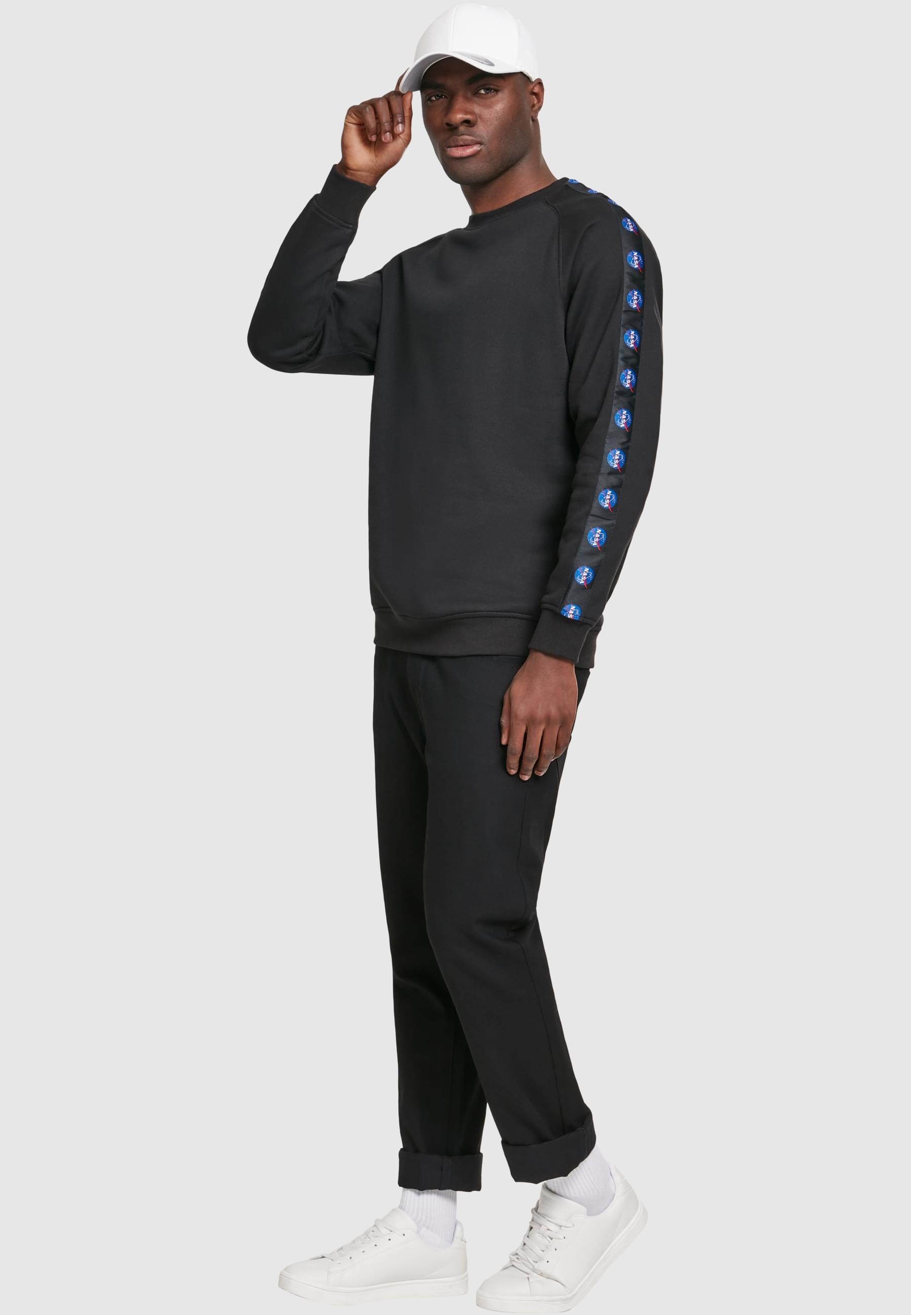 MisterTee Rundhalspullover »MisterTee Herren NASA Insignia Tape Crewneck«, (1 tlg.)