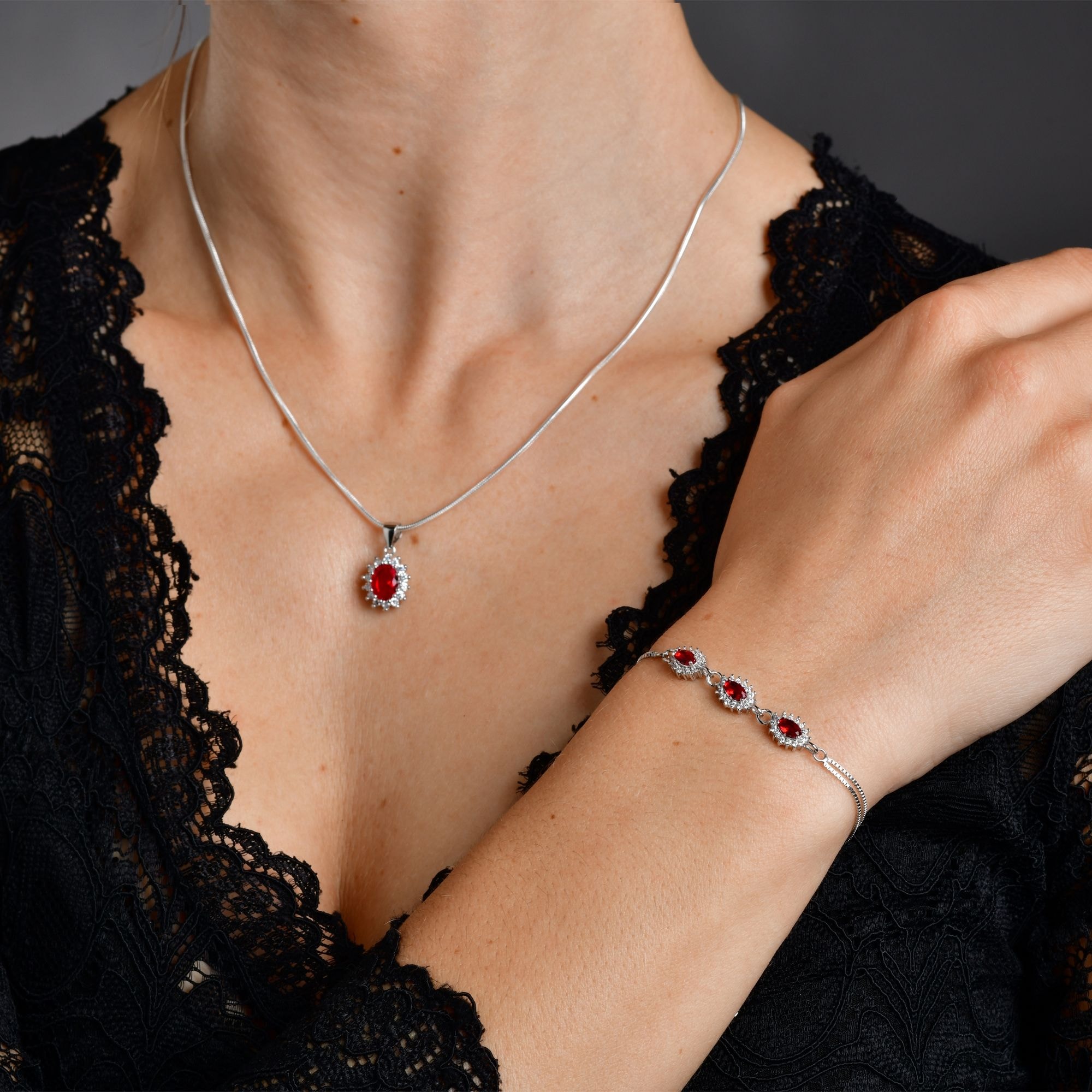 Adelia´s Armband »Damen Armband aus 925 Silber mit Zirkonia 17+3 cm« Perfekt als Geschenk für besondere Menschen