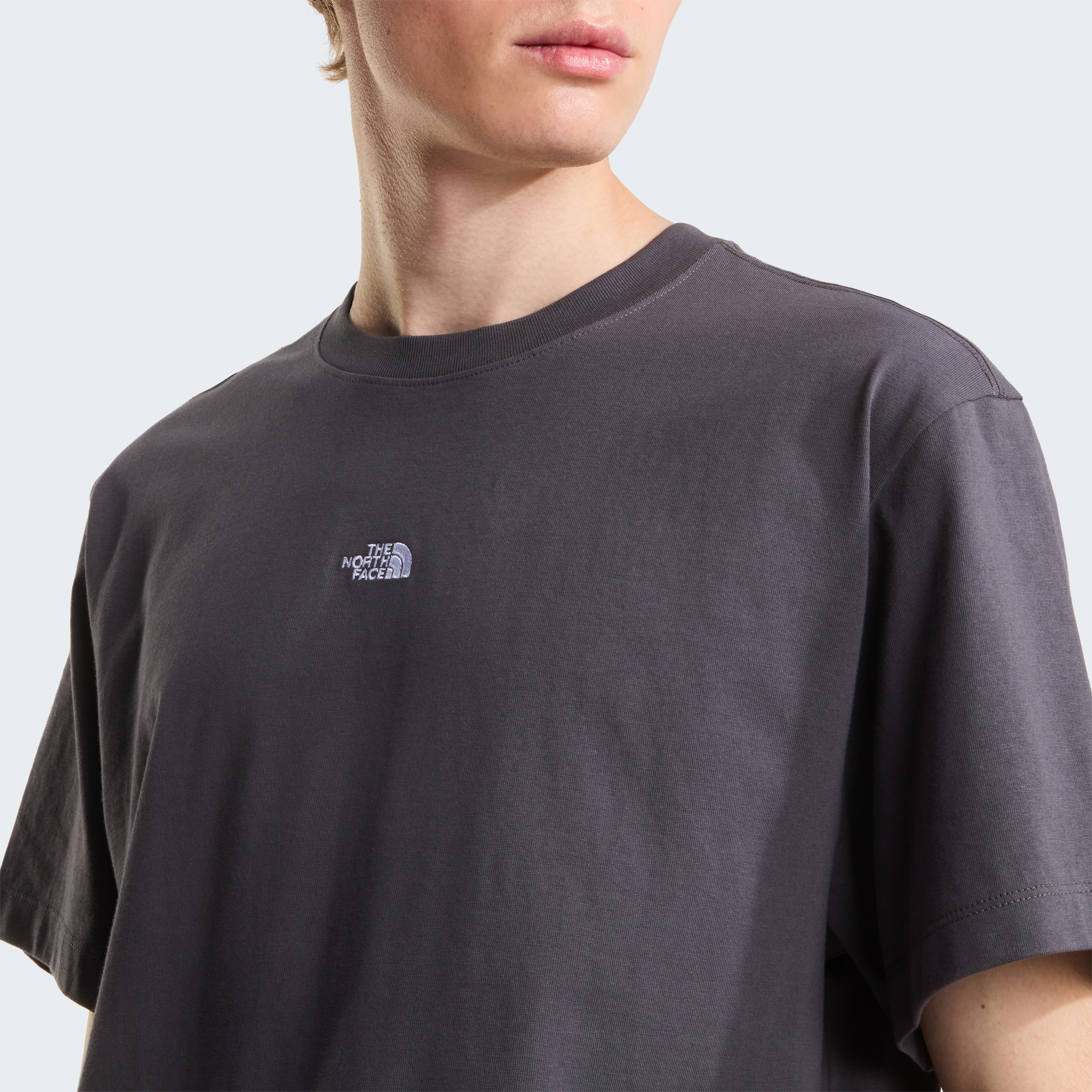 The North Face T-Shirt »M ESSENTIAL CENTER LOGO RELAXED SHORT SLEEVE TEE« lockere Passform, Kurzarm, für Sportmode und Outdoormode