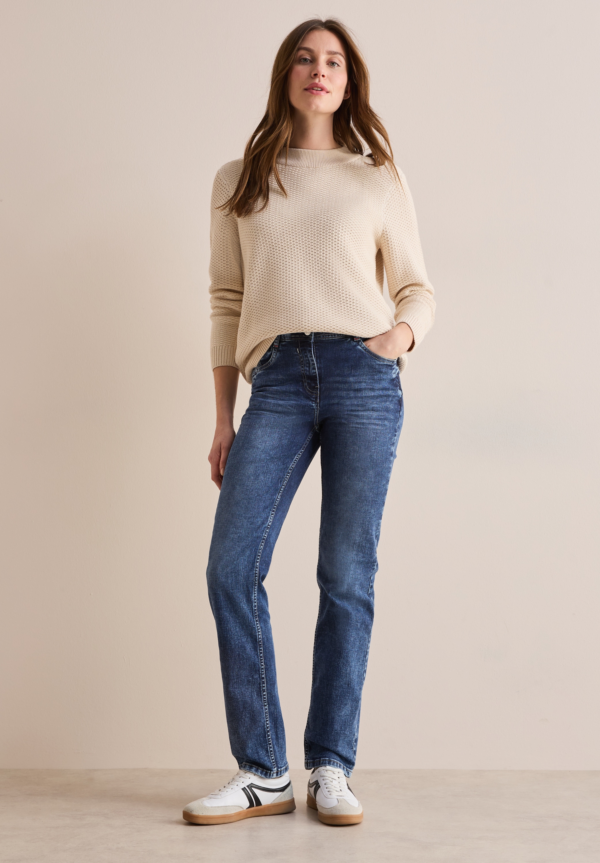 Straight-Jeans, mit Stretchanteil