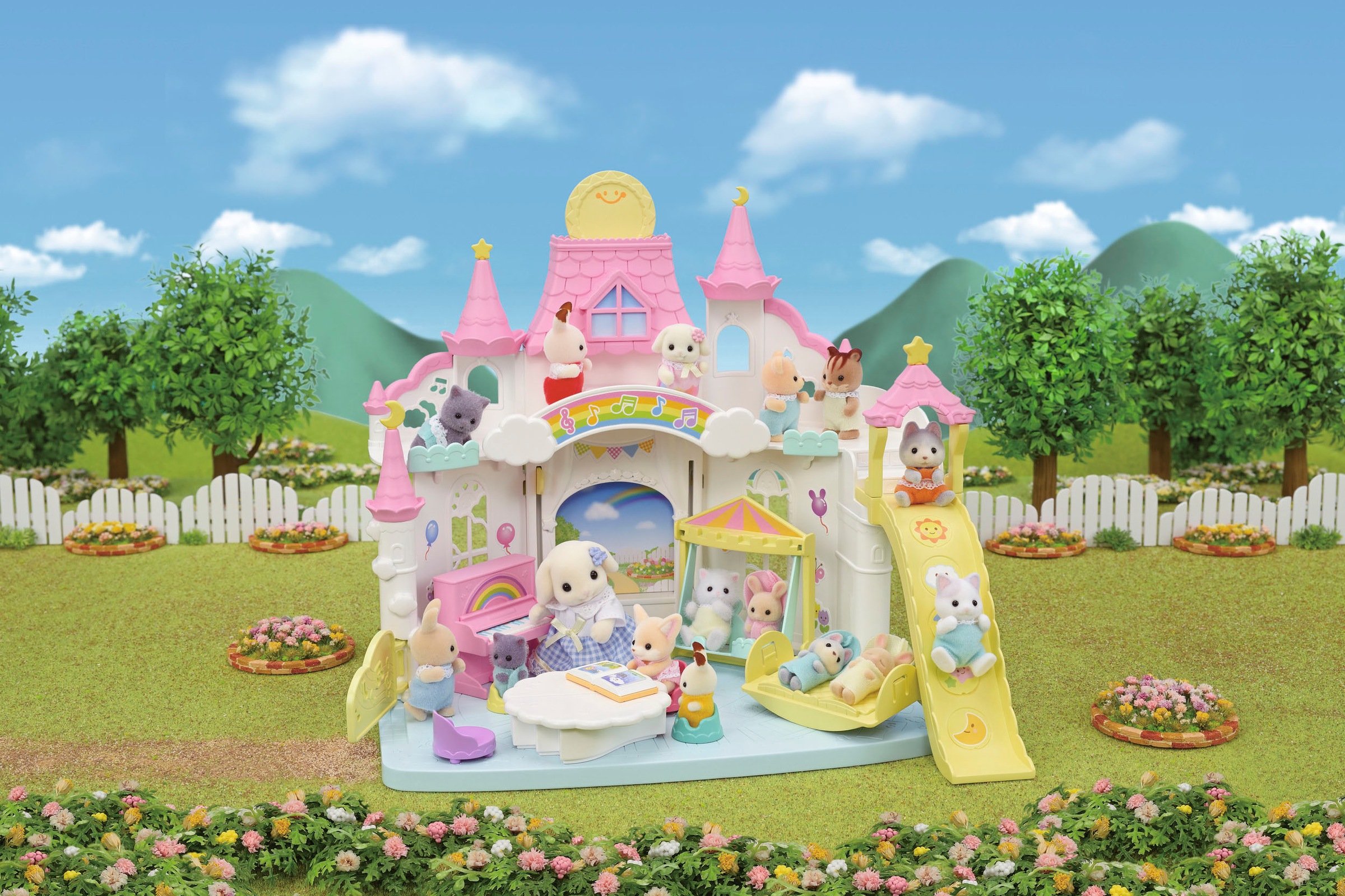 Sylvanian Families Spielwelt »Erlebniskindergarten - Sonnenschloss (5743)«