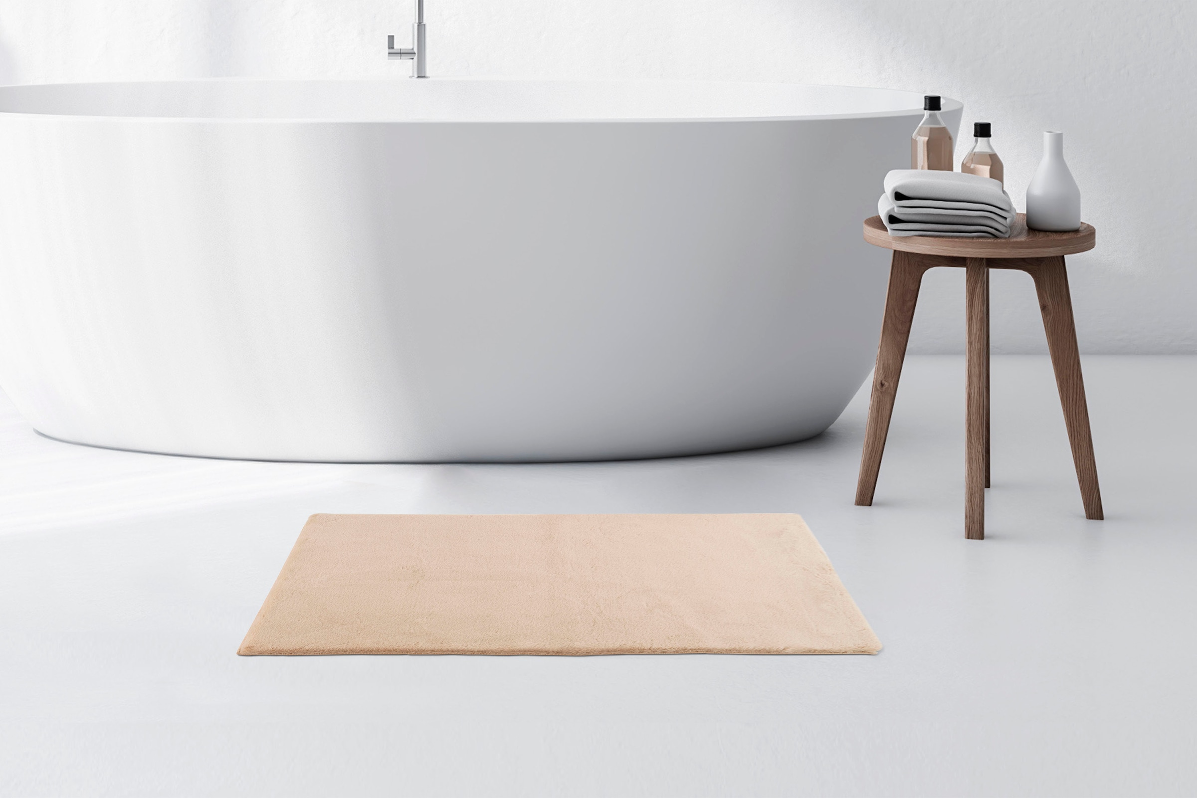 Kayoom Badematte »Rabbit Light«, rutschhemmend beschichtet, fußbodenheizungsgeeignet, weiche Kaninchenfell Haptik, Badezimmer, Kinderzimmer, Schlafzimmer