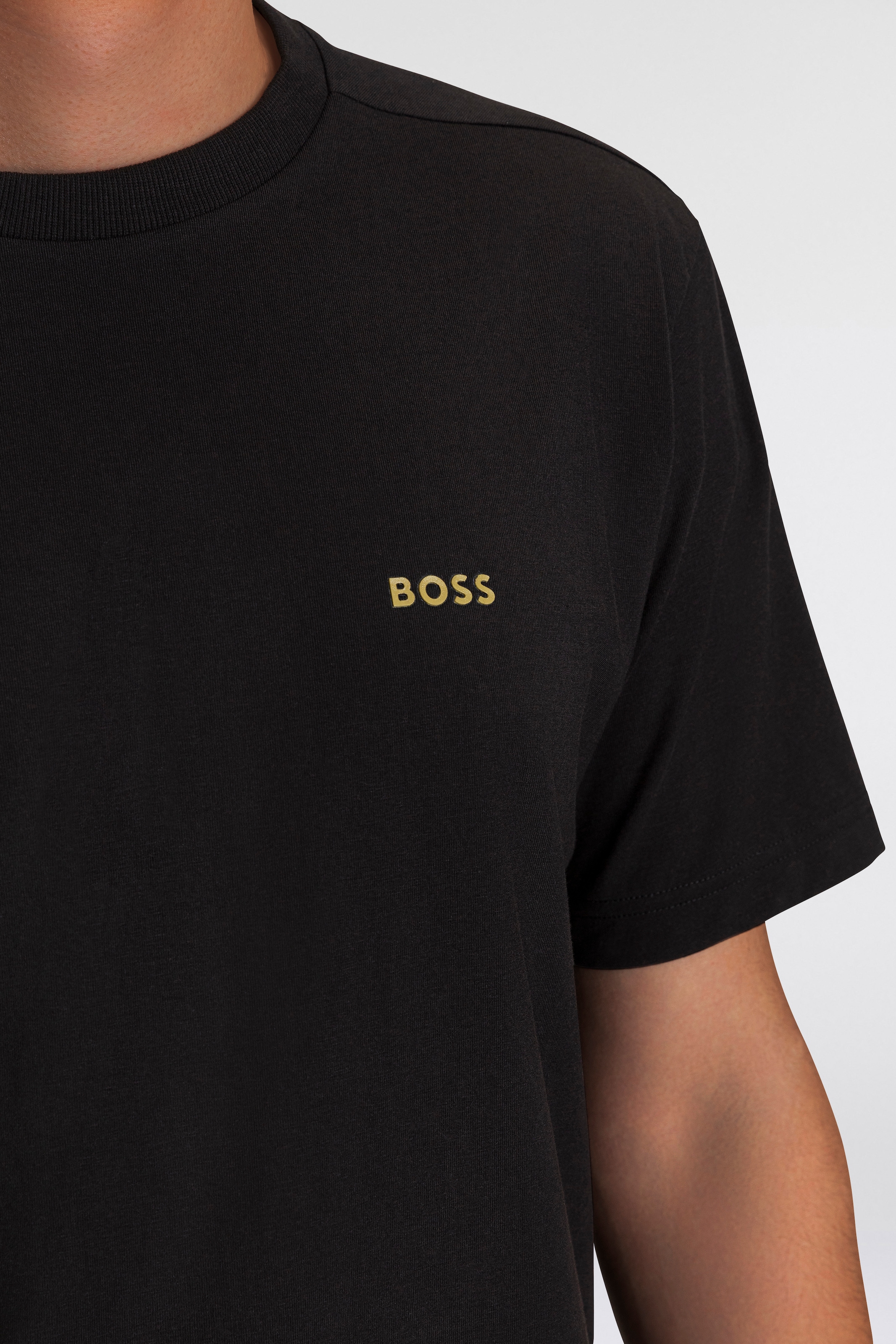 BOSS GREEN Rundhalsshirt »Tee«, mit gummiertem Kontrast-Logo