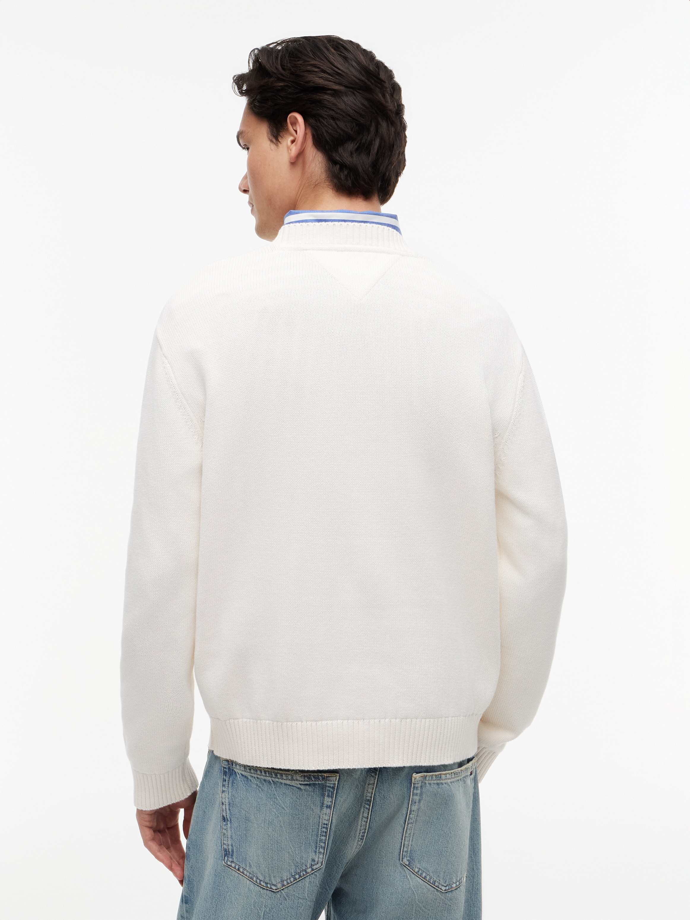 Tommy Jeans Strickpullover »REGULAR FLAG SWEATER« Regular fit mit Rundhalsausschnitt