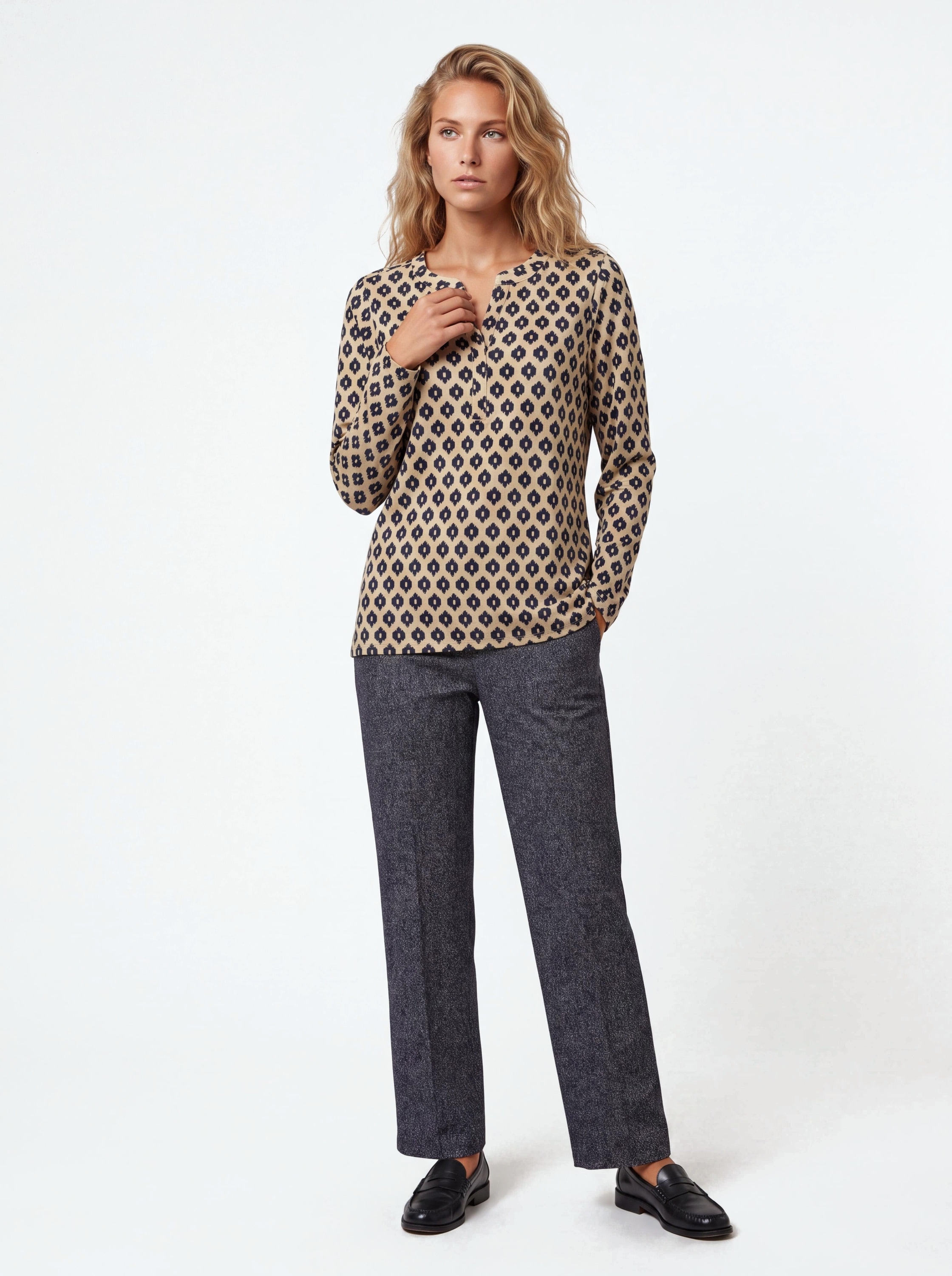 Blue Seven Langarmshirt »Langarmshirt mit Henley Ausschnitt« 1