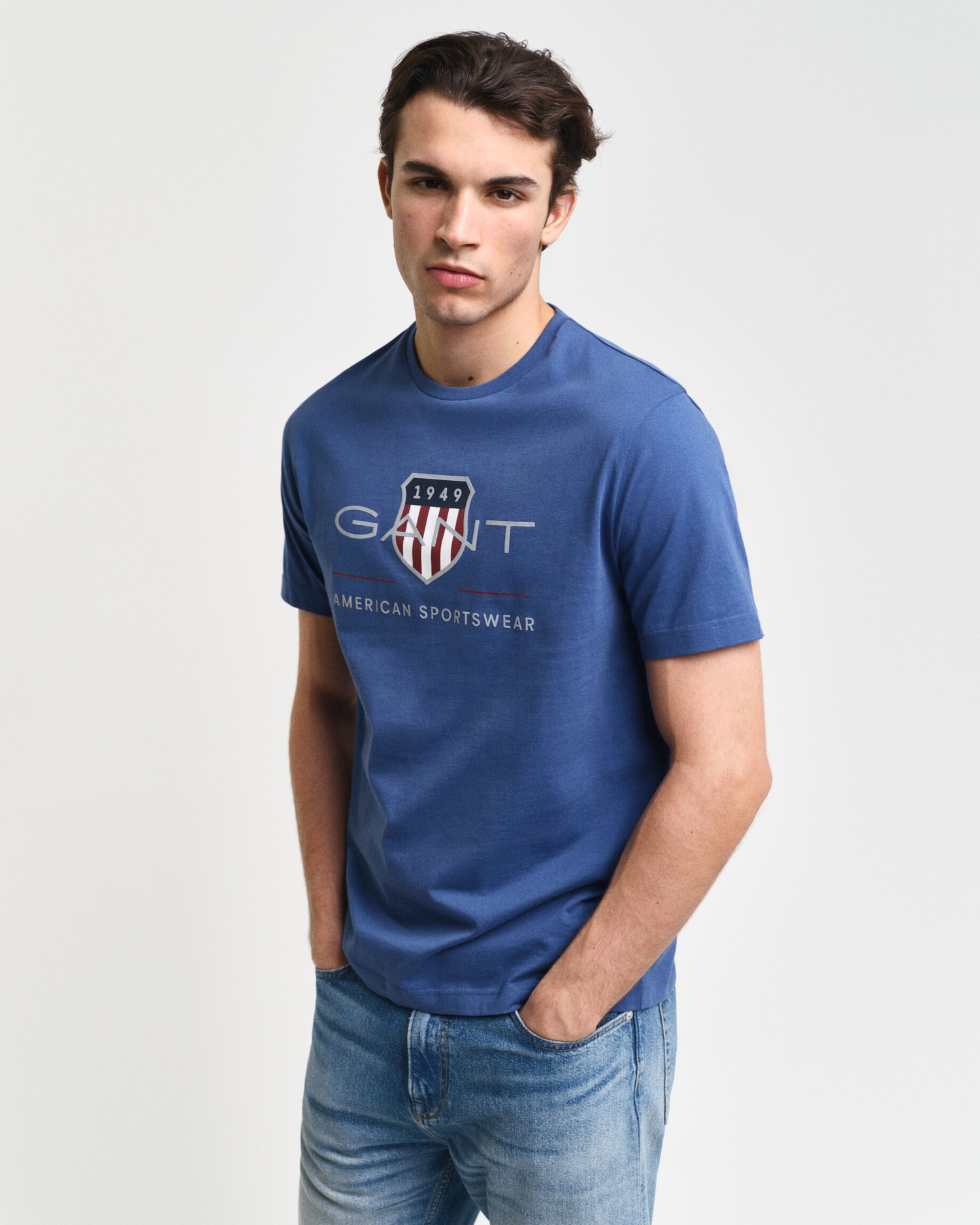 Gant T-Shirt "REG ARCHIVE SHIELD SS T-SHIRT", mit Logodruck auf der Brust günstig online kaufen