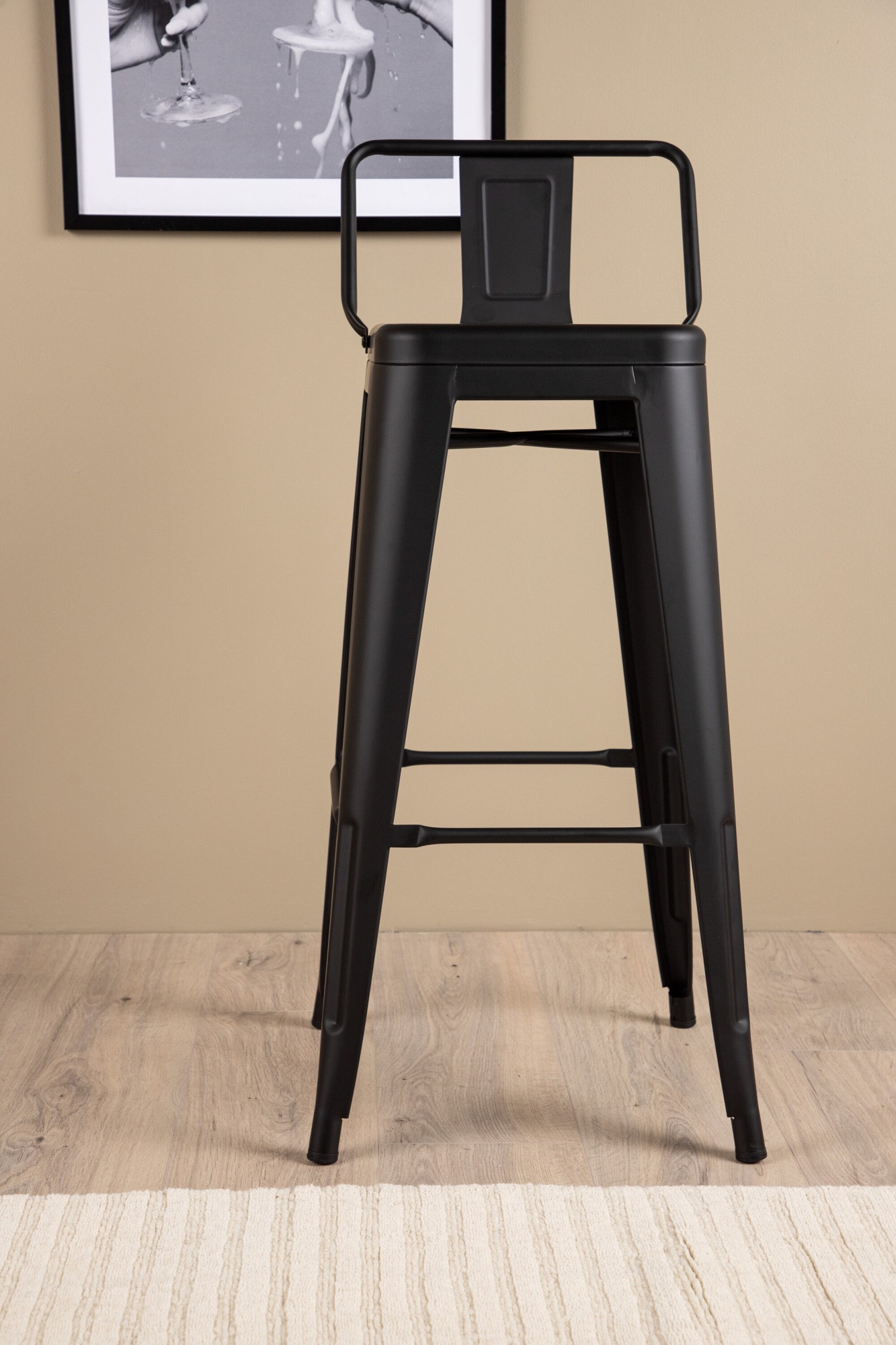 Venture Home Barhocker »Tempe, 4er-Set Barhocker in Schwarz mit Rückenlehne, 136 kg belastbar« Set, 4 Stk. tlg. Tresenstuhl, Stahlrahmen, niedrige Lehne, Fußstütze, schlicht