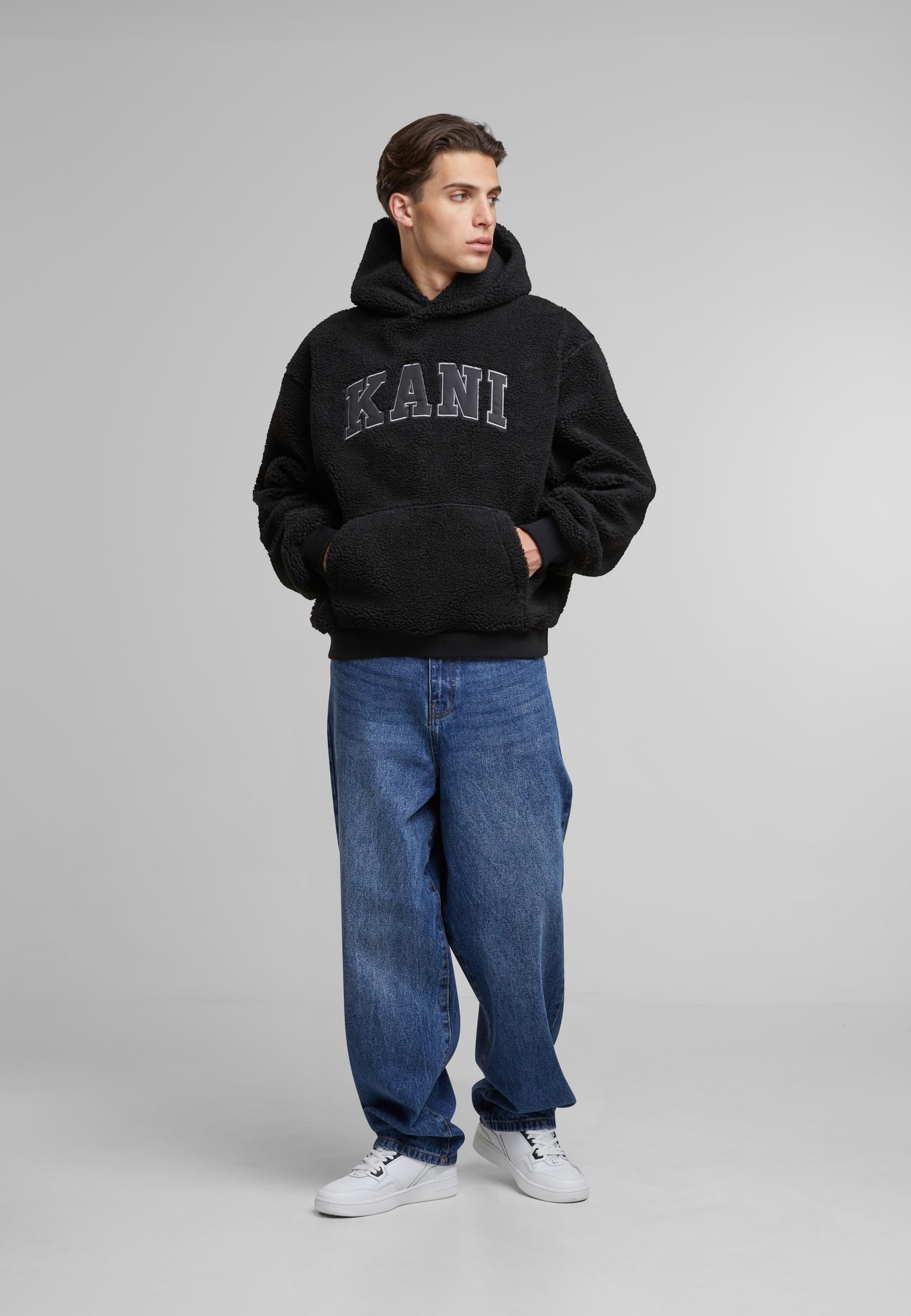 Karl Kani Kapuzensweatshirt »Karl Kani Karl Kani Serif Teddy Hoodie«, (1 tlg.)