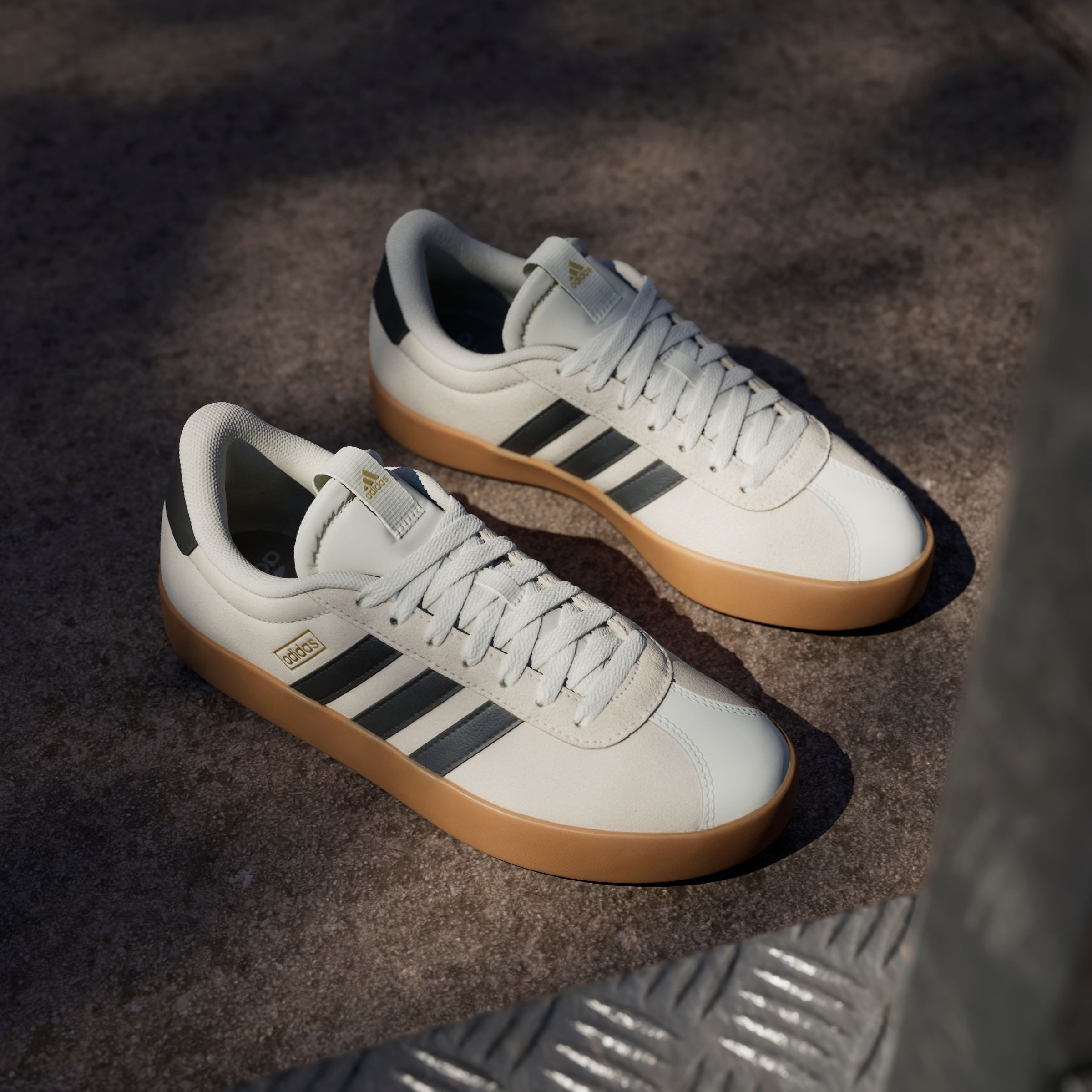 adidas Sportswear Sneaker »VL COURT 3.0«, inspiriert vom Design des adidas samba