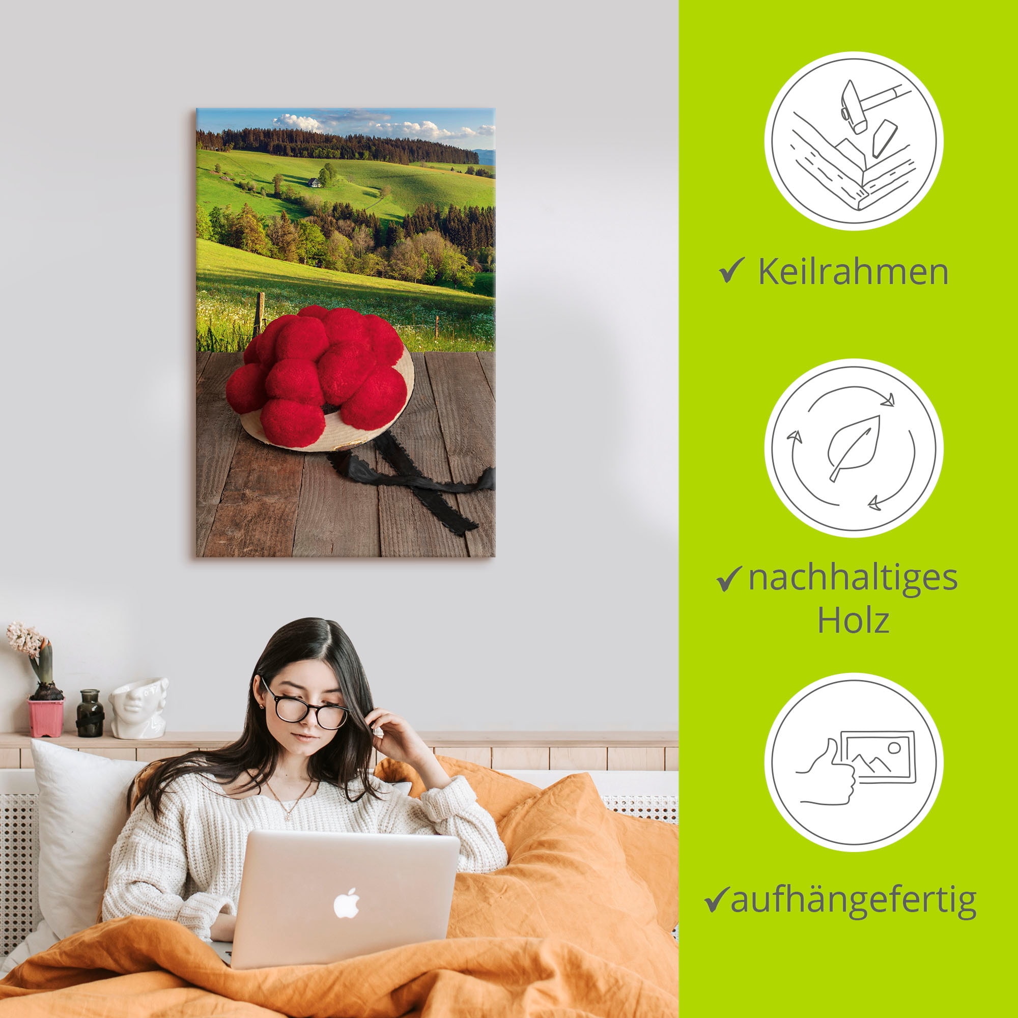 Artland Wandbild »Schwarzwälder Bollenhut auf Holztisch«, Wiesen & Baumbilder, (1 St.), als Alubild, Outdoorbild, Leinwandbild in verschied. Größen