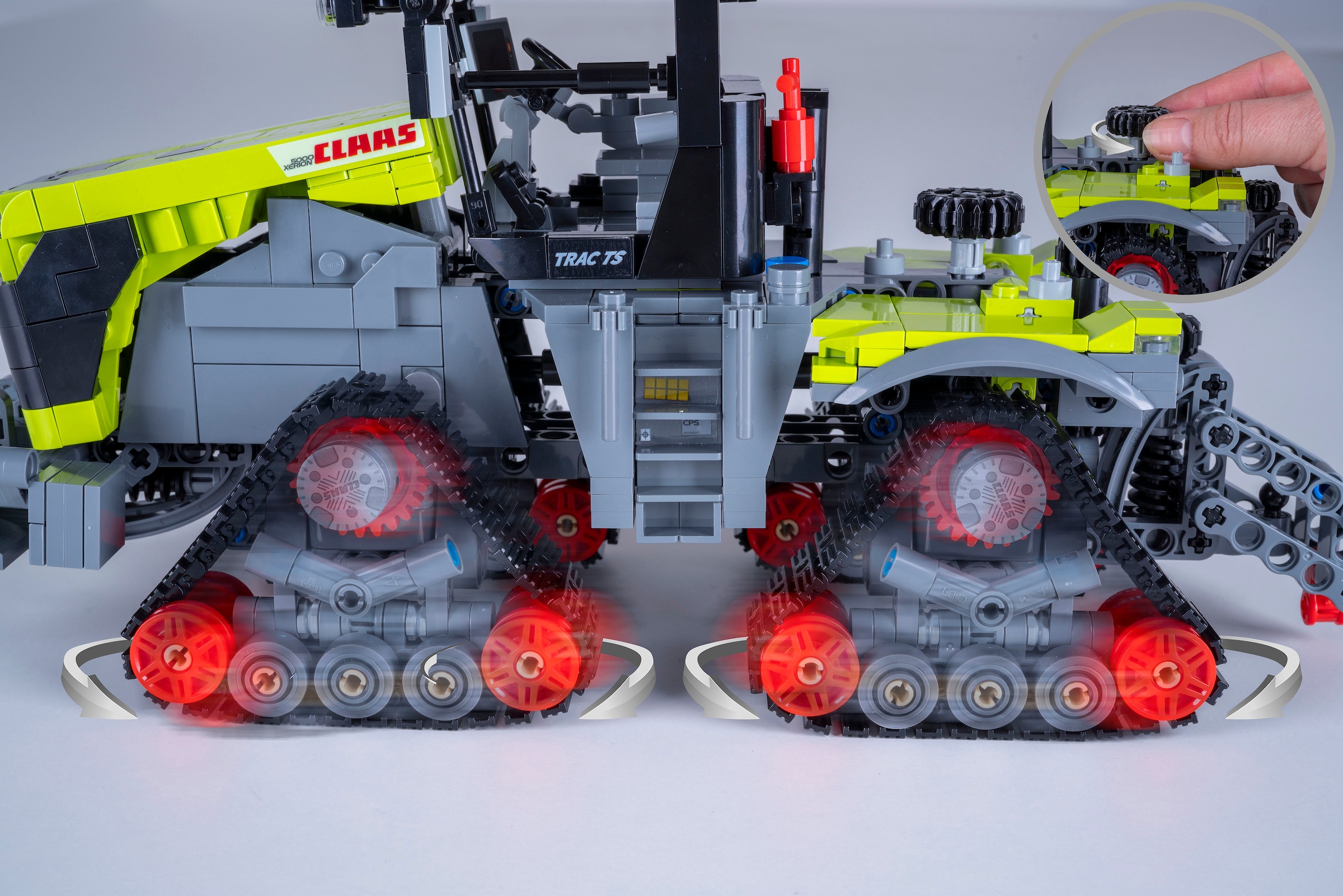 Jamara Konstruktions-Spielset »CaDA, Claas Xerion 5000 Trac TS 1:32 Bricks«, (1336 St.)